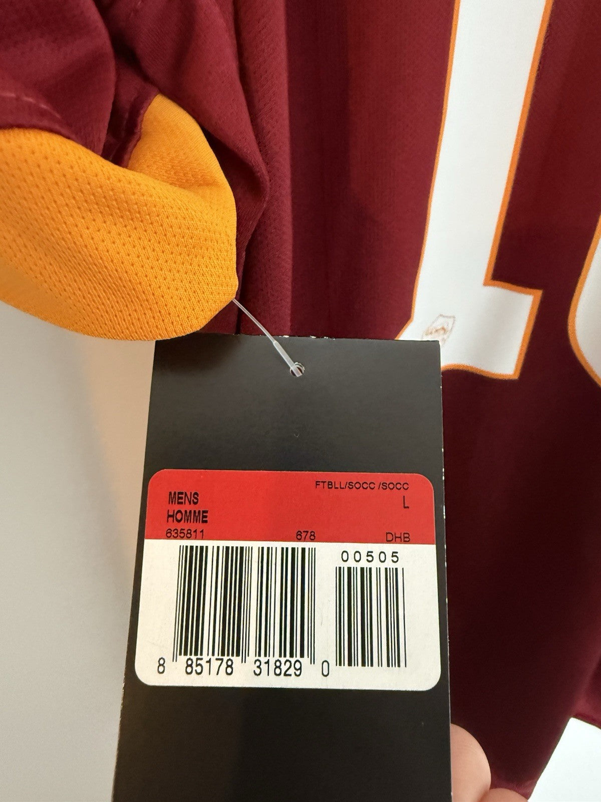 AS Roma Totti #10 2014/15 Large Home Shirt BNWT 635811-678