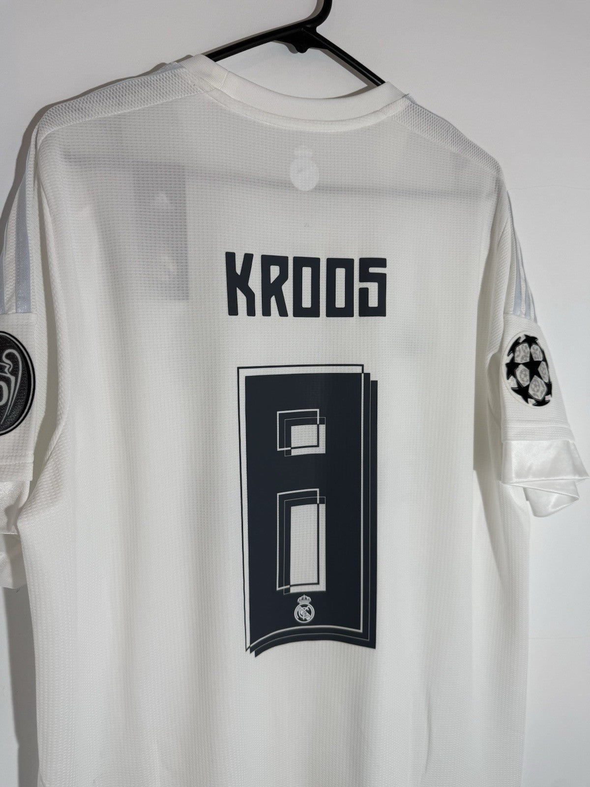 Real Madrid Kroos #8 2015/16 XL Champions League Home Shirt BNWT S12614