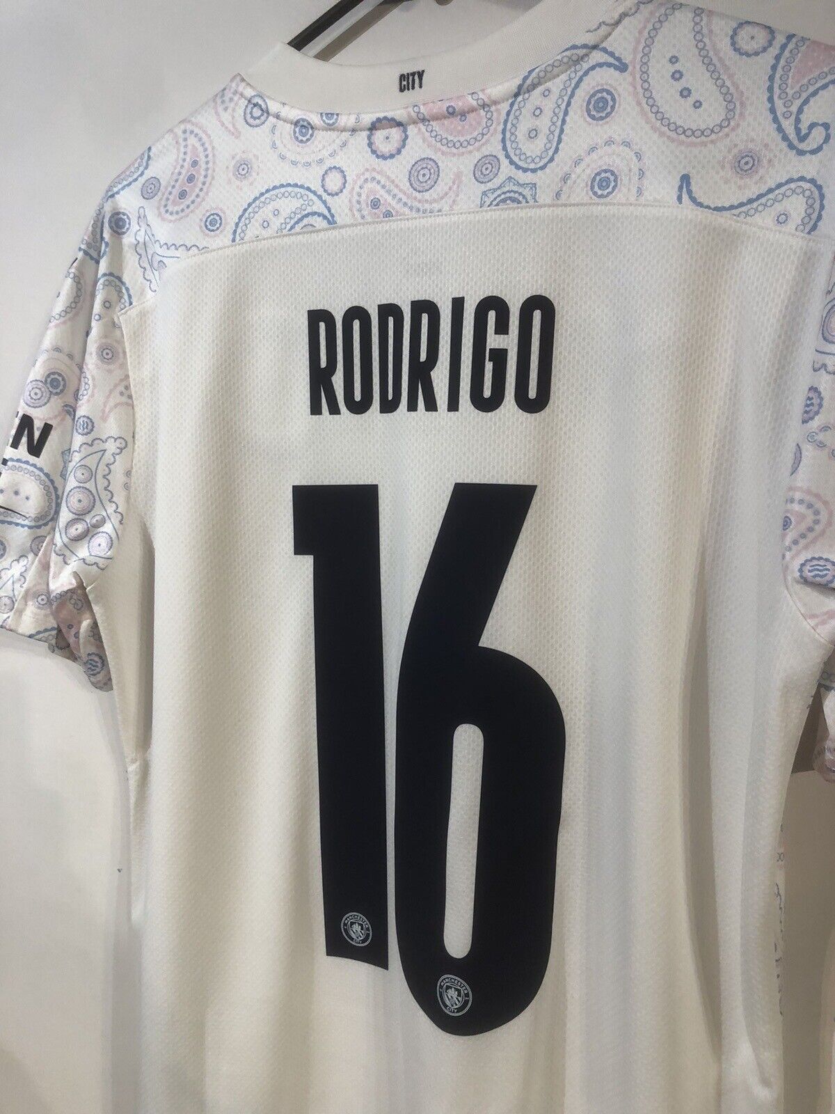 Rodrigo #16 Manchester City 2020/21 Medium 3rd Shirt Puma Excellent Condition