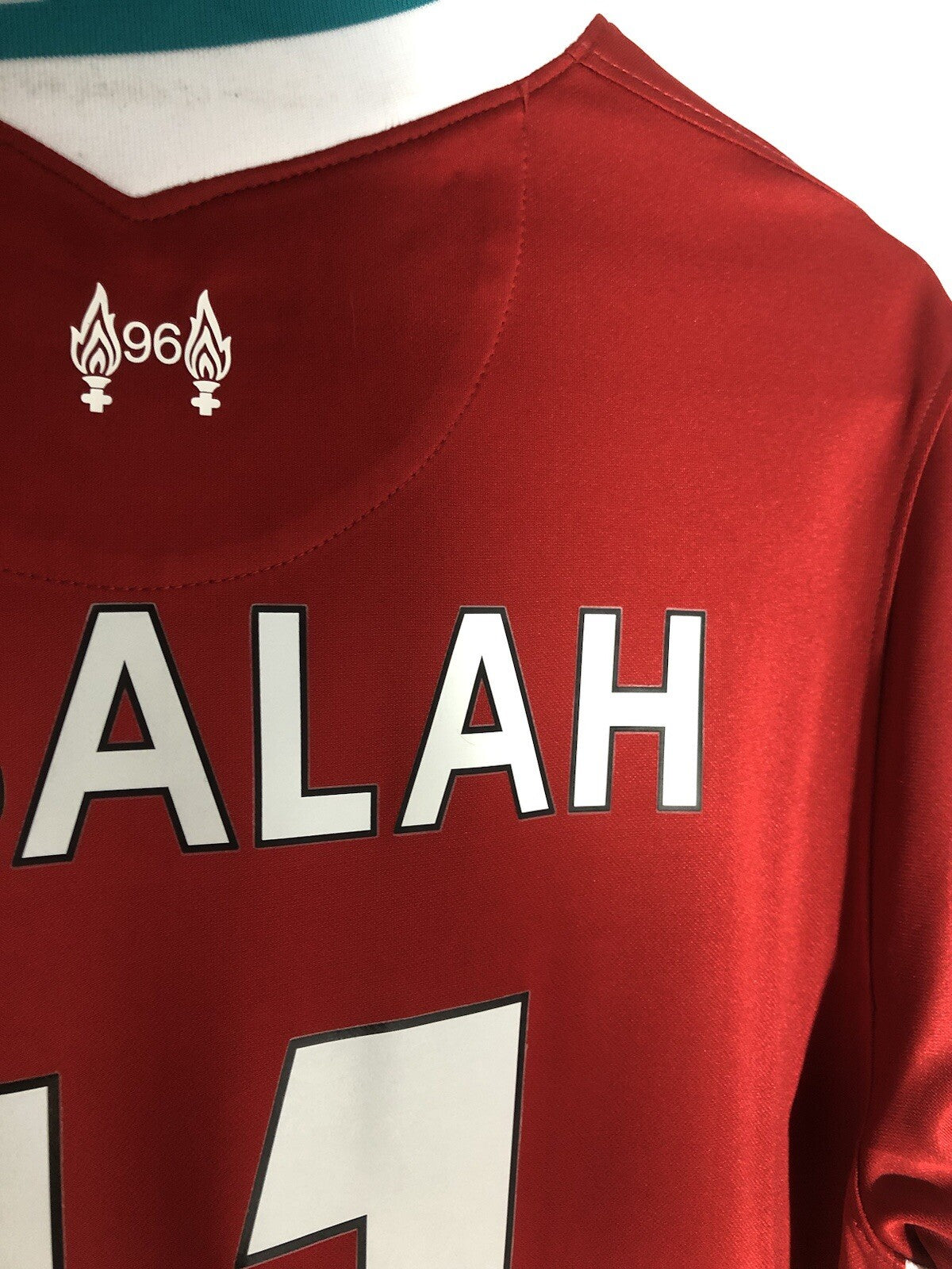 Liverpool M Salah #11 2020/21 Medium Home Shirt BNWT CZ2636-687