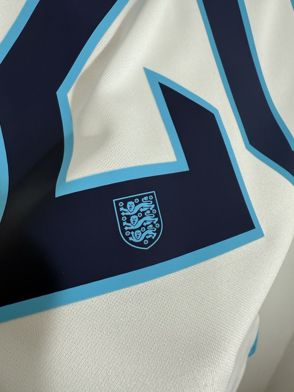 England Foden #20 2022 Small Home Shirt Excellent Condition DN0687-100