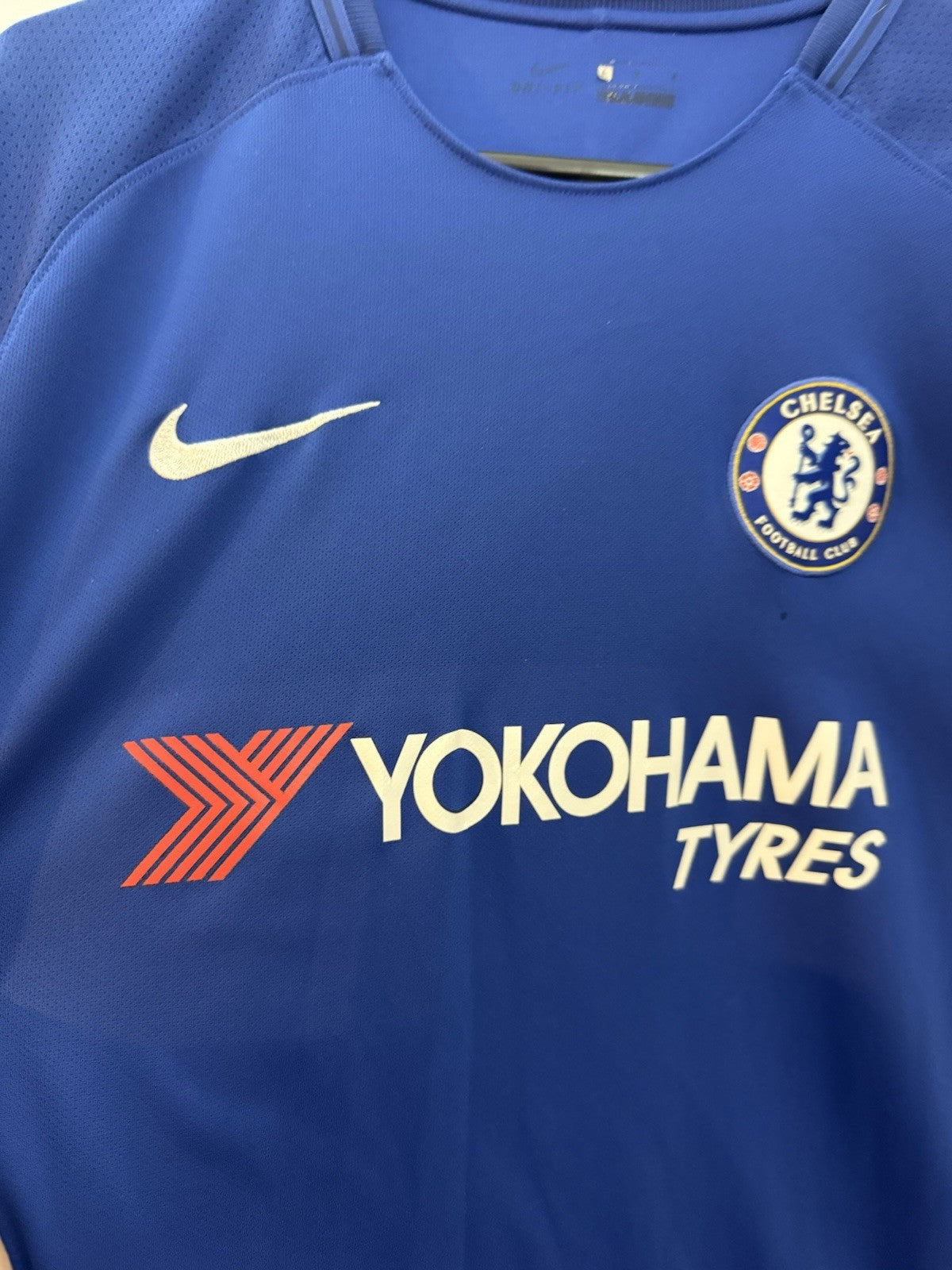 Chelsea Hazard #10 2017/18 Large Home Shirt Nike Excellent Condition 905513-496