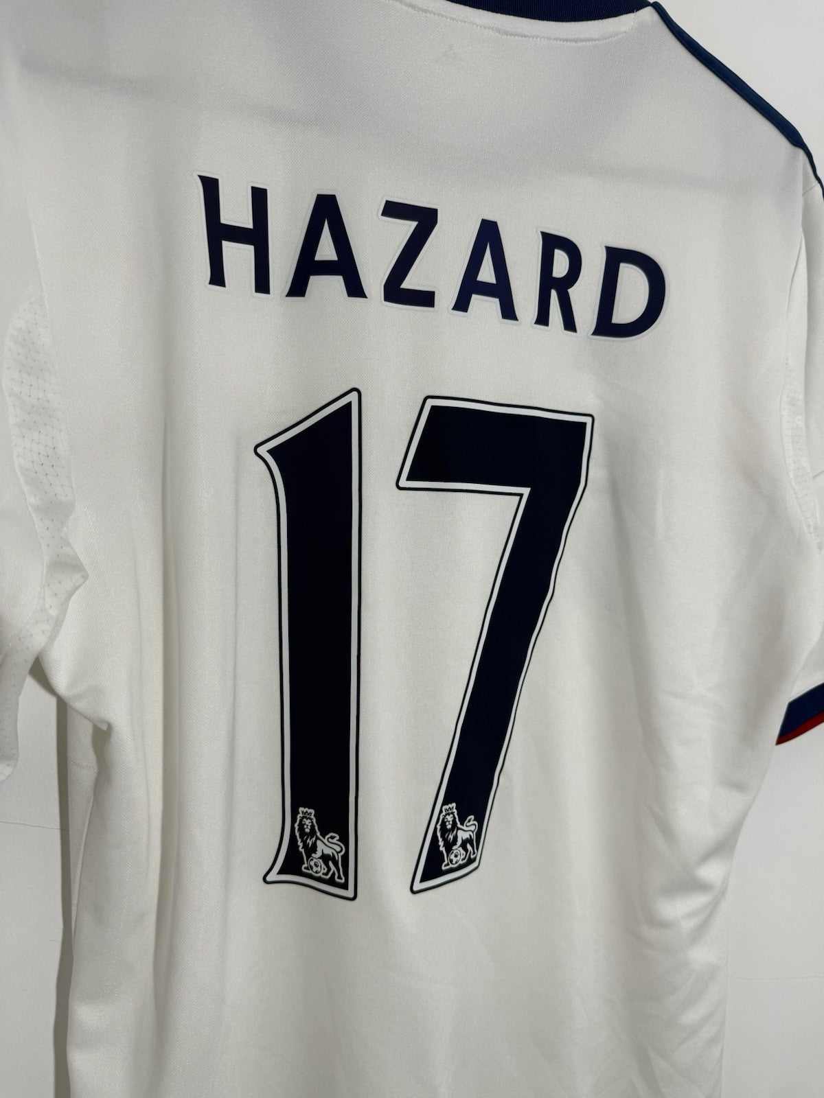 Chelsea Hazard #13 2013/14 Small Away Shirt Excellent Condition Z27645