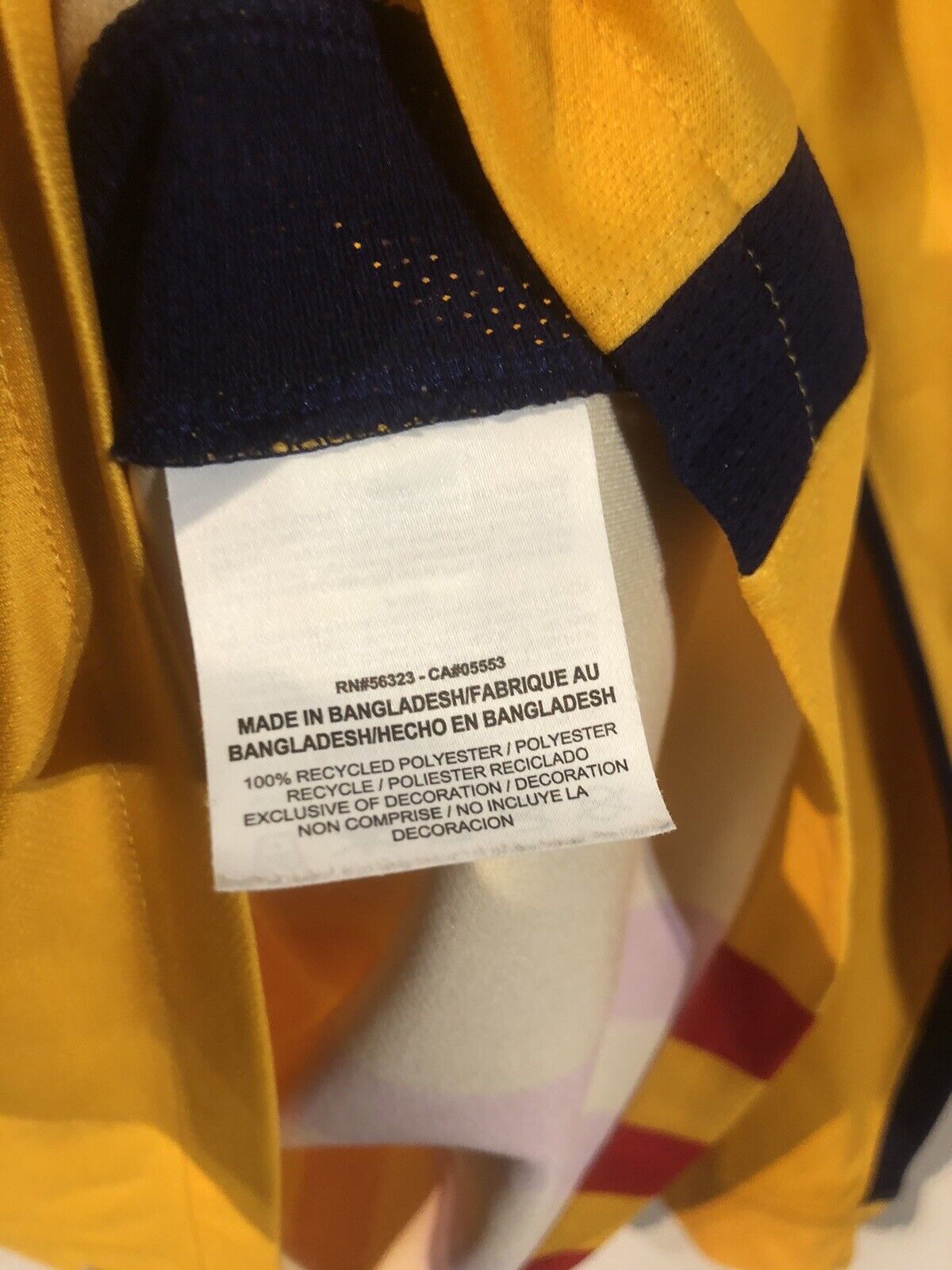 Messi #10 Barcelona 2015/16 Small Long Sleeved Away Shirt Nike Excellent Conditi