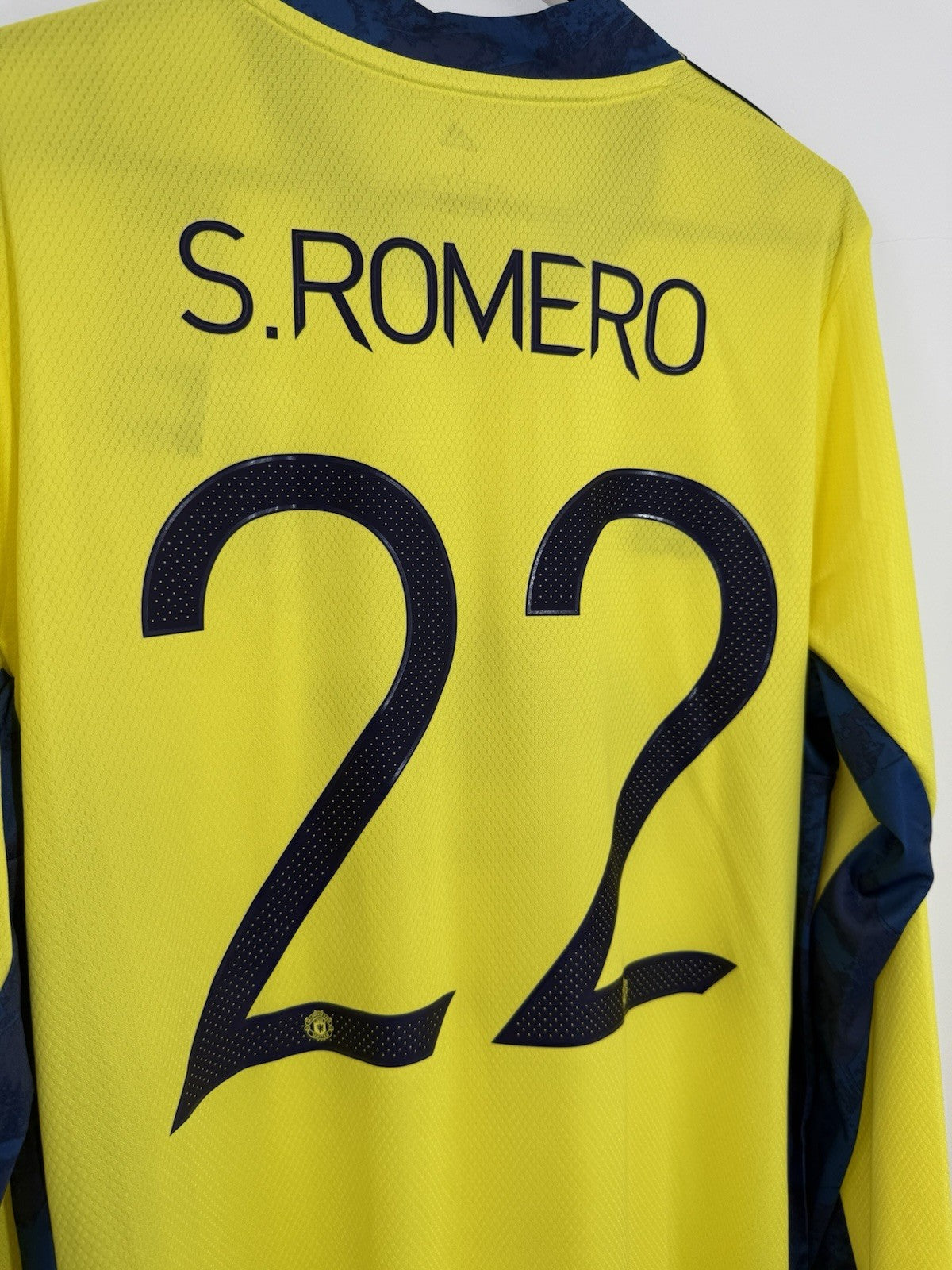 Manchester United S. Romero #22 2020/21 Large Away GK Shirt BNWT EE2392