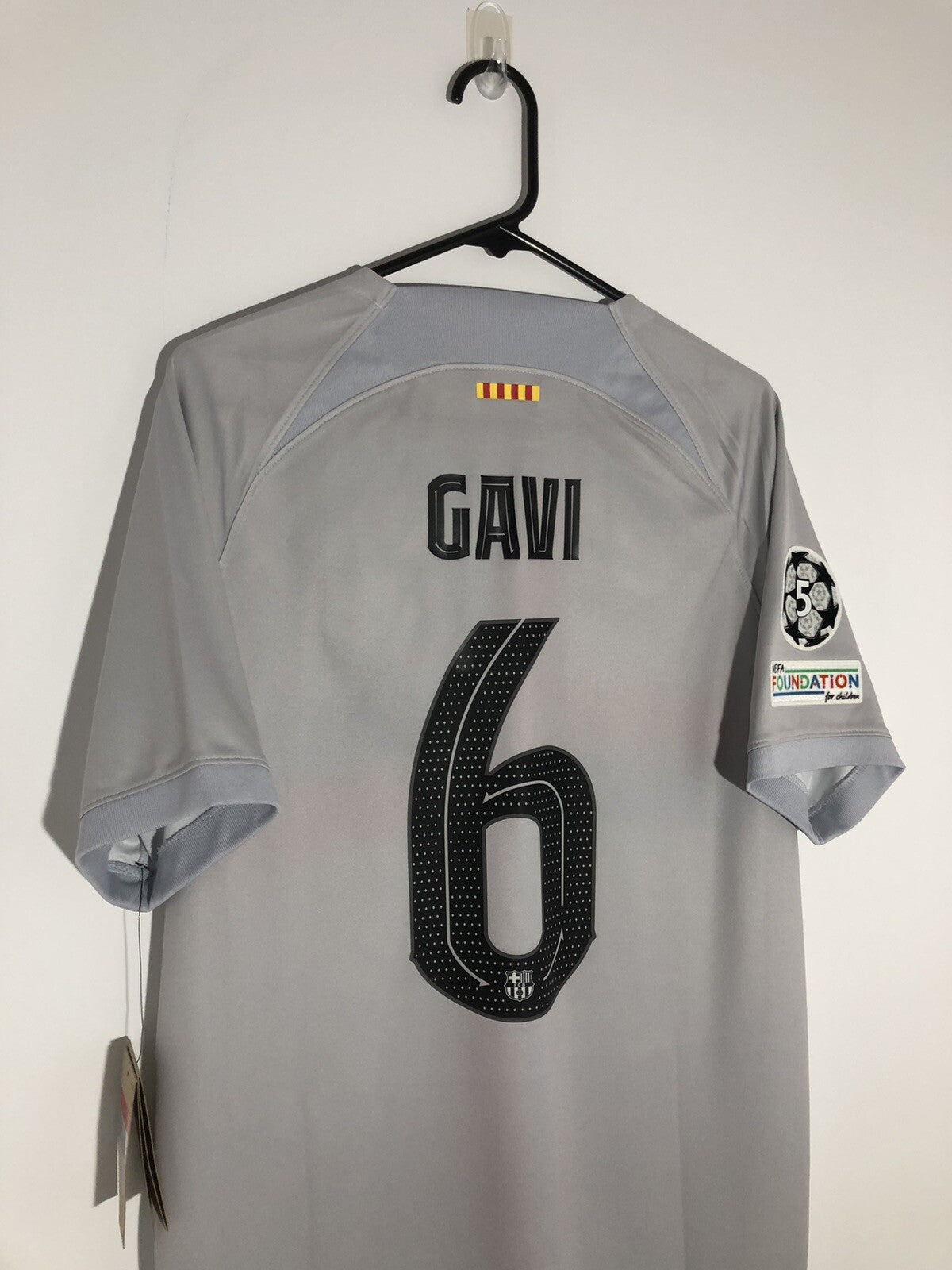 Barcelona Gavi #6 2022/23 Large CL 3rd Shirt BNWT DN2713-044