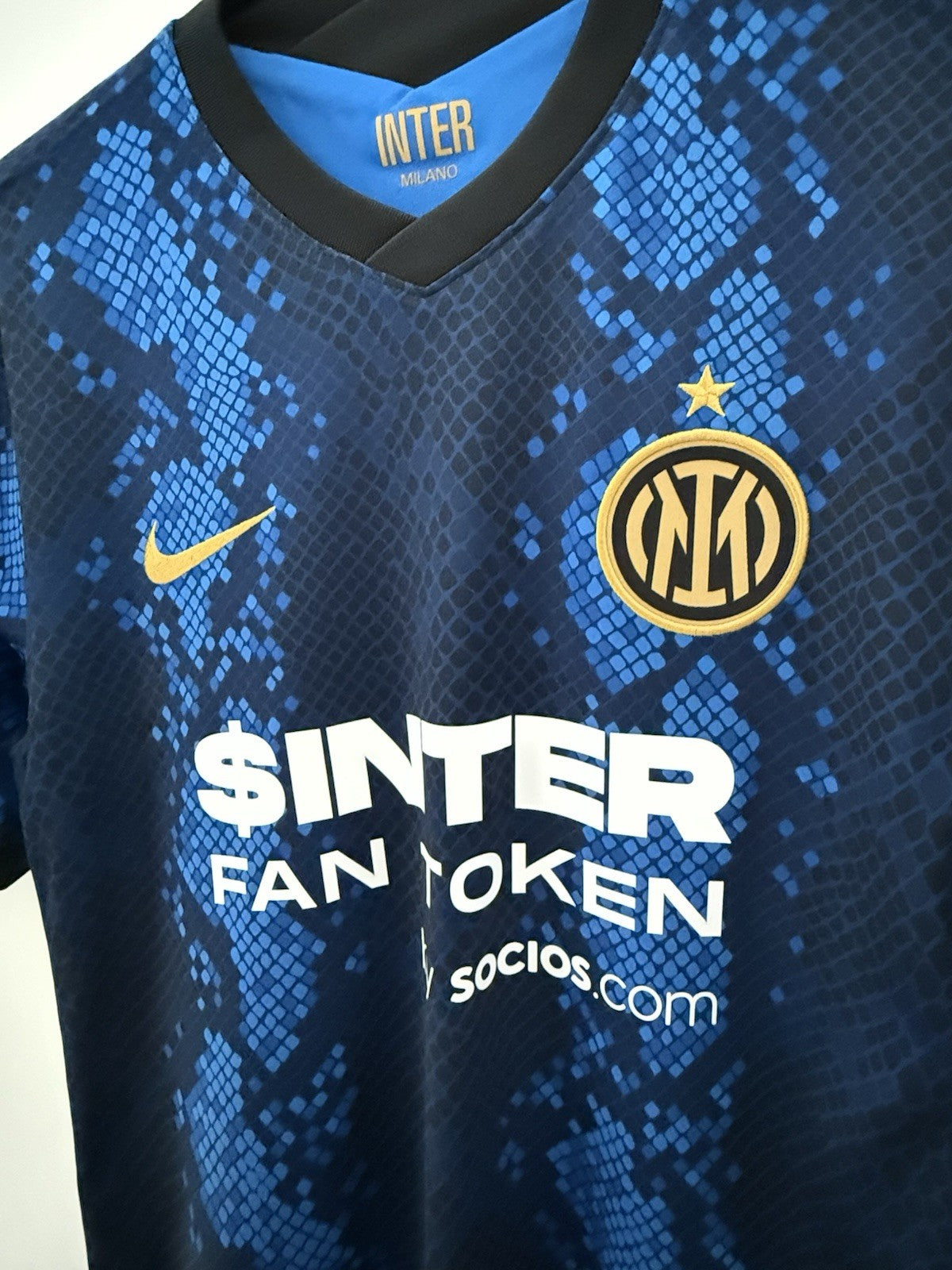 Inter Milan Bastoni #95 2021/22 Small Home Excellent Condition CV7900-414