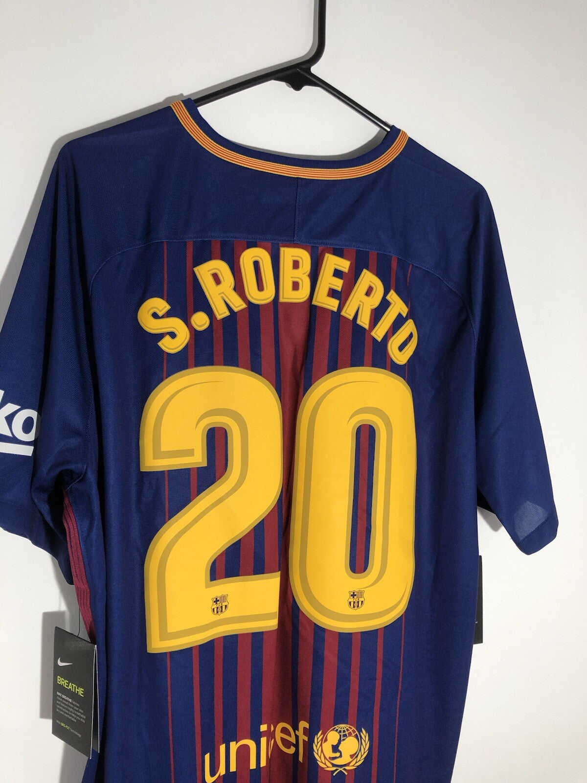 Barcelona S. Roberto #20 2017/18 XL Home Shirt Nike BNWT 847255-457