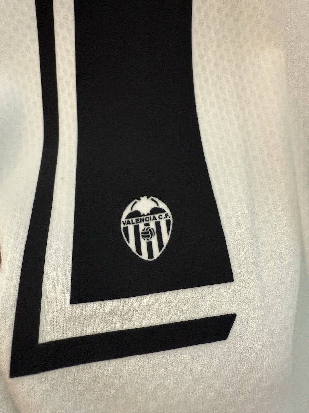 Valencia Guedes #7 Medium Home 2020/21 Shirt 757470-01