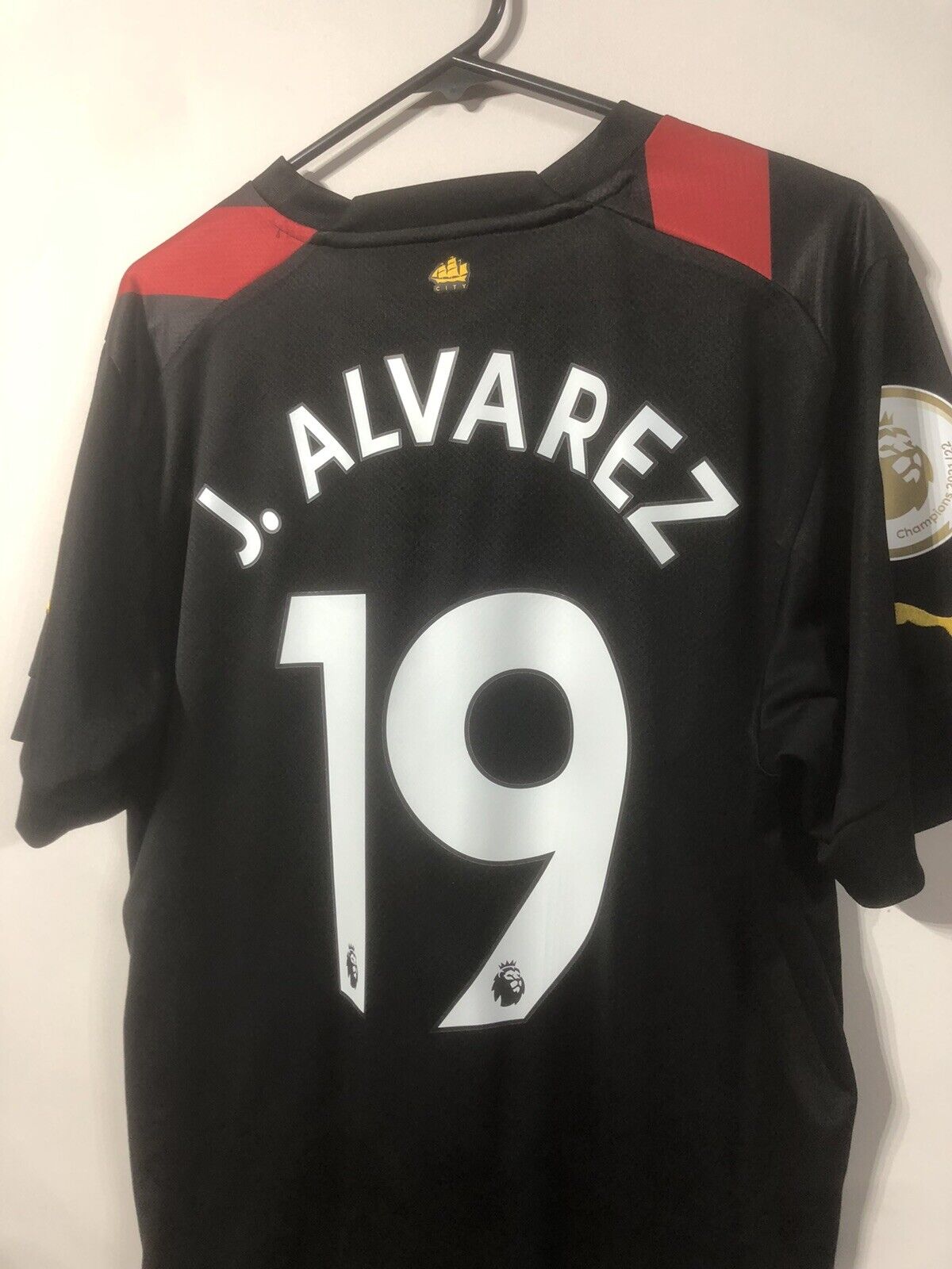 J. Alvarez #19 Manchester City 2022/23 Large Away Shirt Excellent Condition