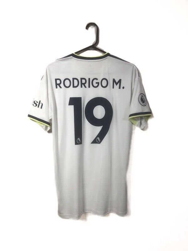 Rodrigo M. 19 Leeds United 2022 23 Medium Home Shirt Excellent Condition Hc1062