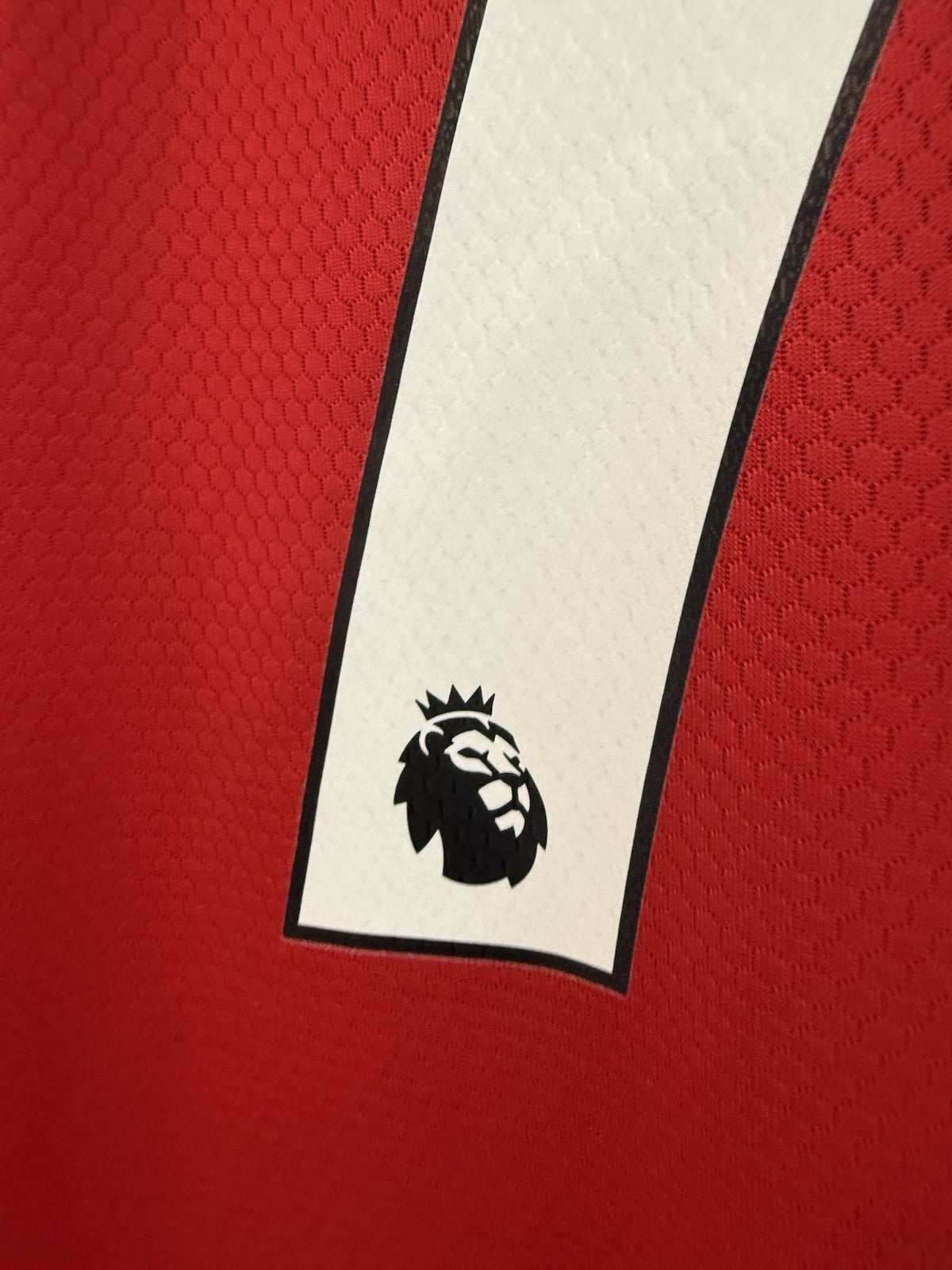 Arsenal Saka #77 2019/20 Medium Home Shirt Excellent Condition EH5637