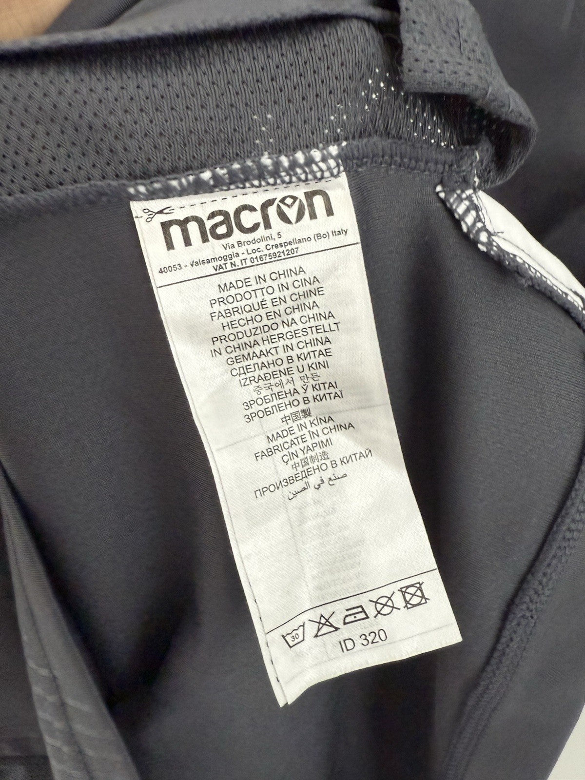 Udinese 2019/20 XL 3rd Shirt Macron Excellent Condition