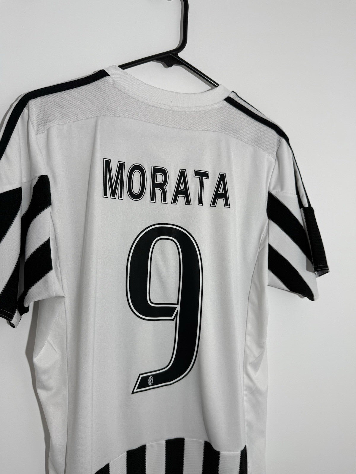 Juventus Morata #9 2015/16 Medium Home Shirt Adidas Excellent Condition AA0336