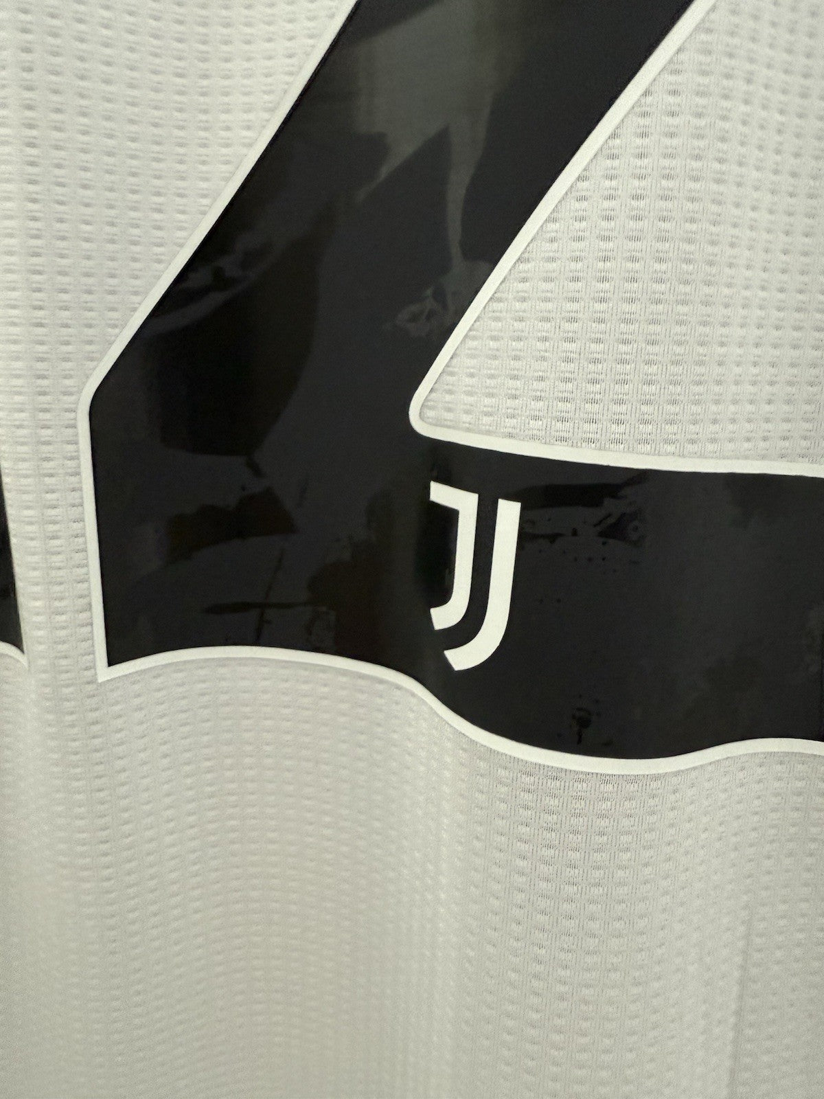 Juventus Chiesa #22 2020/21 Large Home Authentic Shirt Adidas BNWT GJ7601