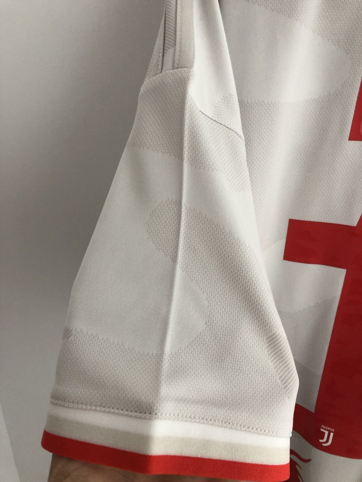Juventus Bonucci #19 2019/20 Large Away Shirt Adidas BNWT DW5461