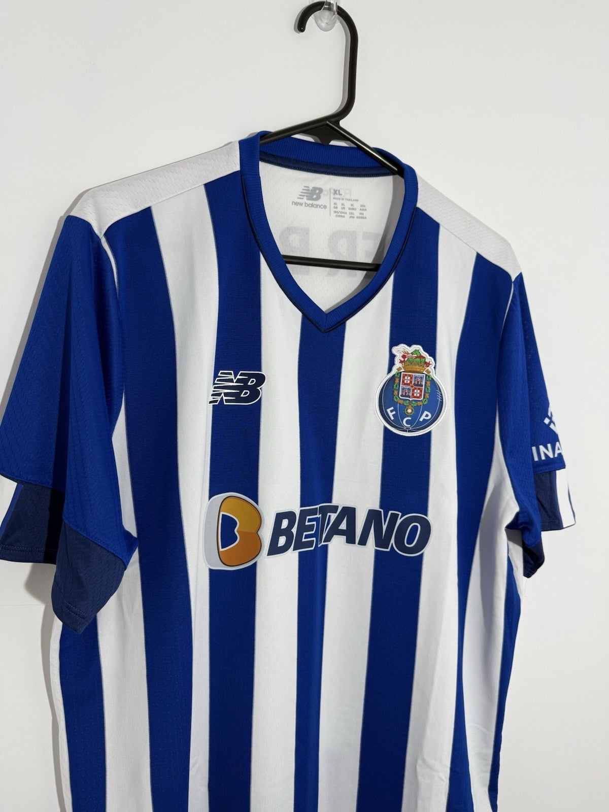 Porto 2022/23 XL Home Shirt New Balance BNWOT MT230060