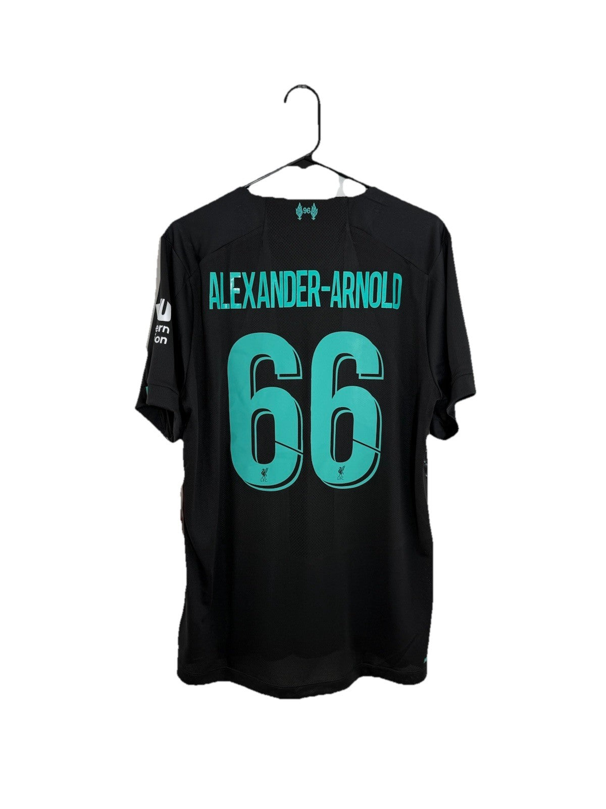 Liverpool Alexander-Arnold #66 2019/20 Large 3rd Shirt New Balance BNWT MT930023