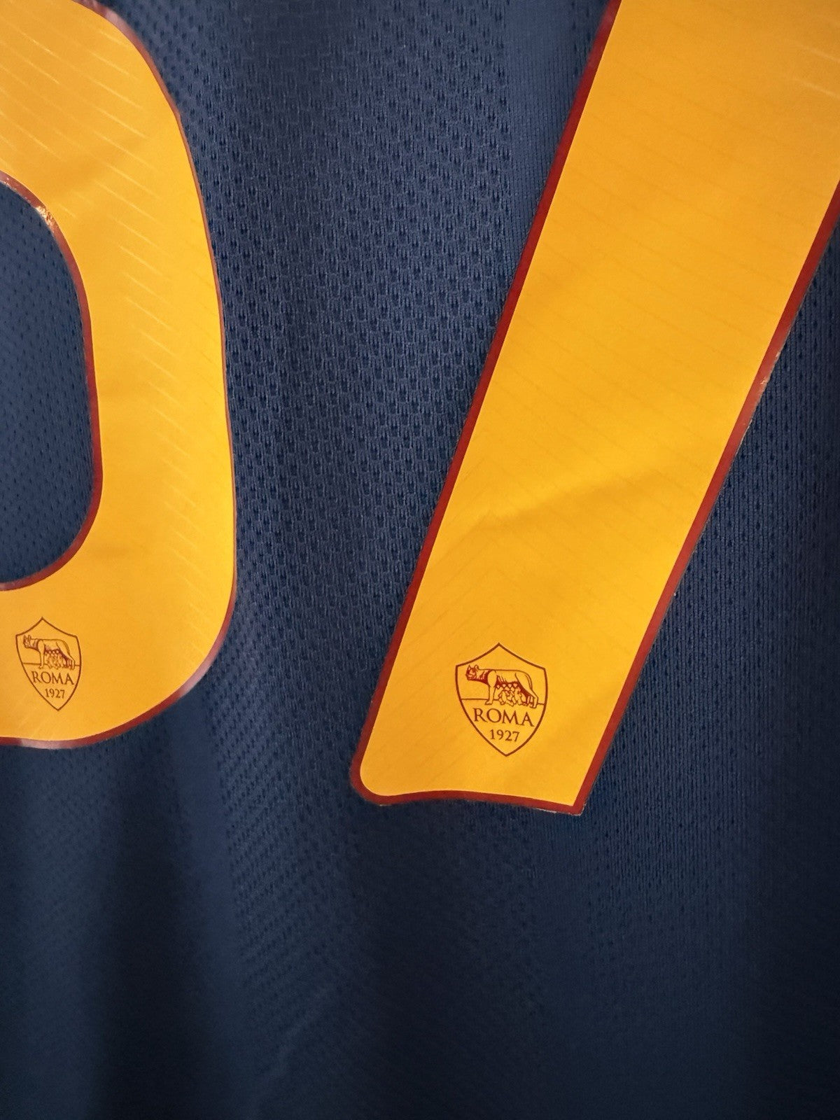 AS Roma Spinazzola #37 2021/22 Large 4th Shirt BNWT MT130253