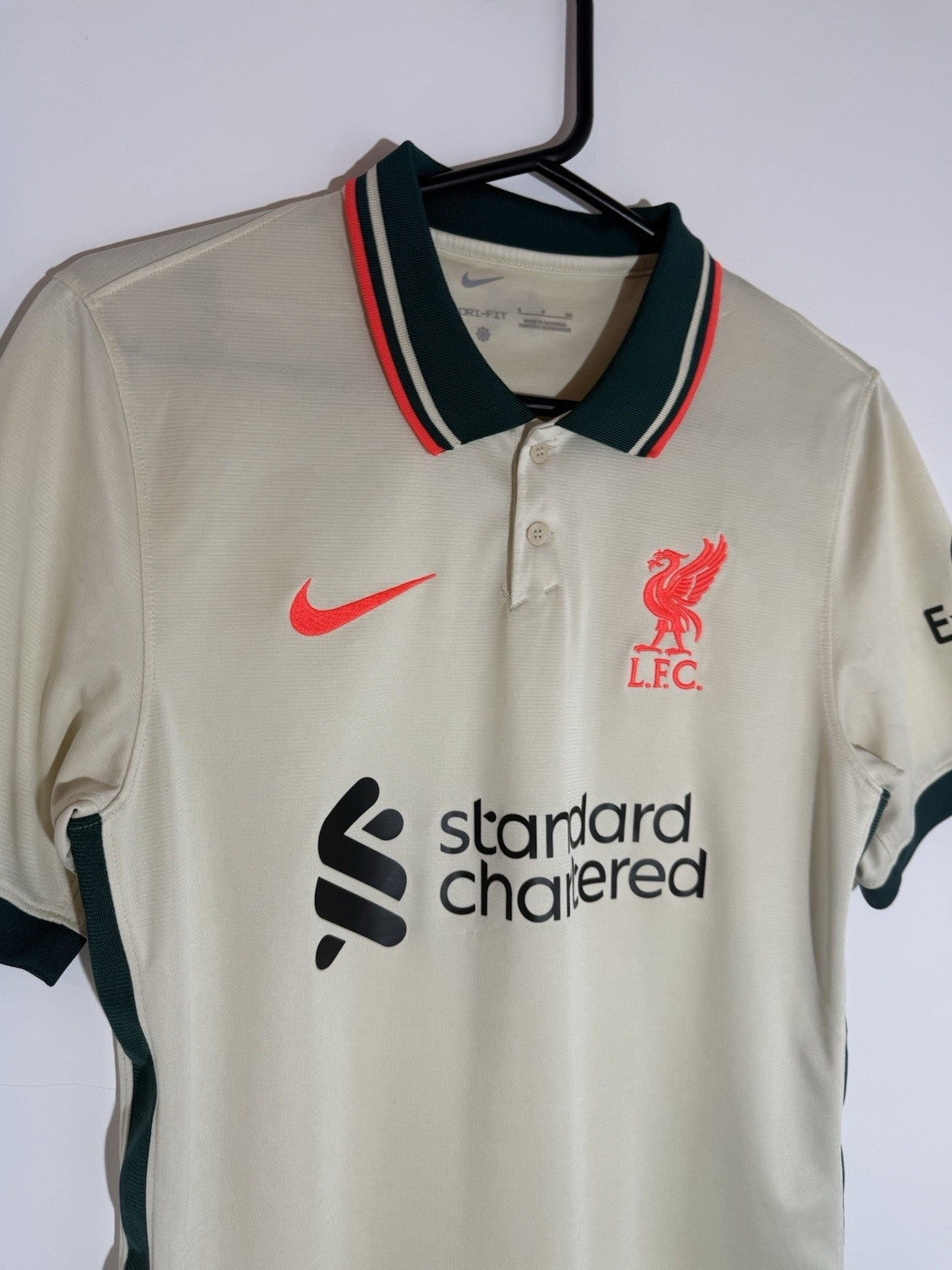 Liverpool Firmino #9 2021/22 Small Away Shirt Excellent Condition DB2558-111