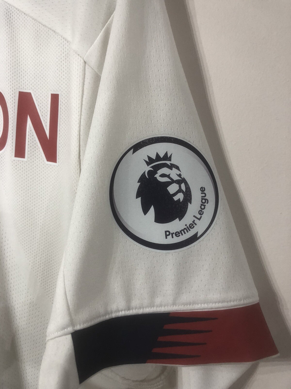 Liverpool Henderson #14 Medium 2019/20 Away Shirt Excellent Condition MT930013