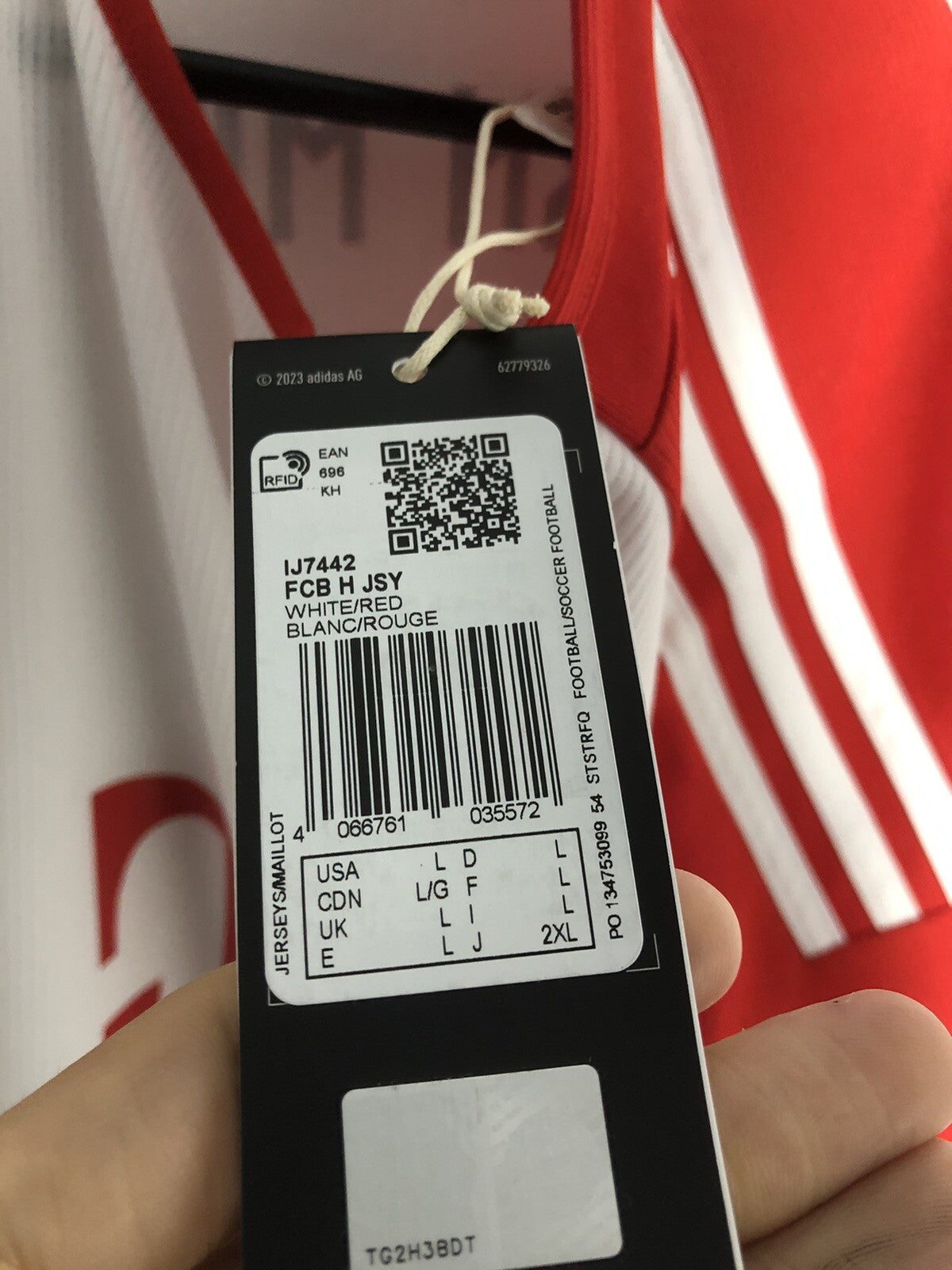 Bayern Munich Kane #9 2023/24 Large Home Shirt BNWT IJ7442