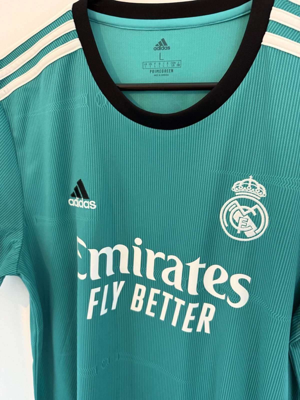 Real Madrid Hazard #7 2021/22 Large 3rd Shirt Excellent Condition H40951