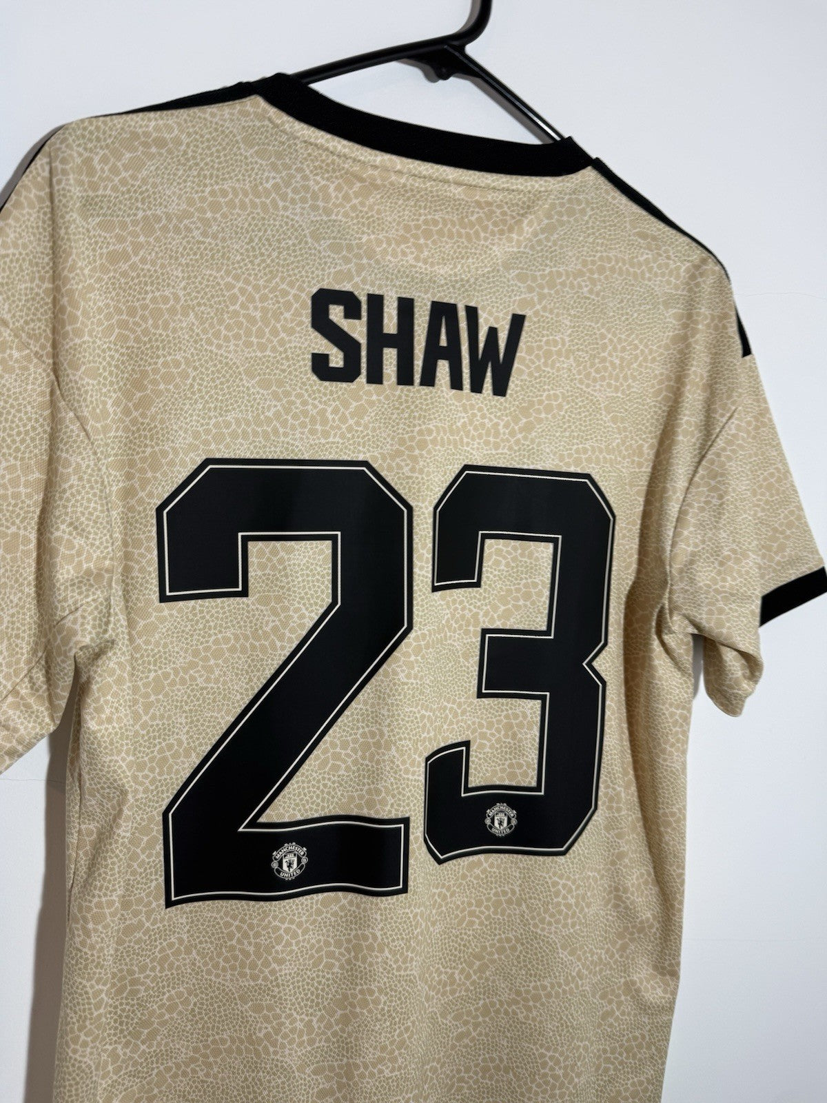 Manchester United Shaw #23 2019/20 Medium Away Shirt Excellent Condition ED7388