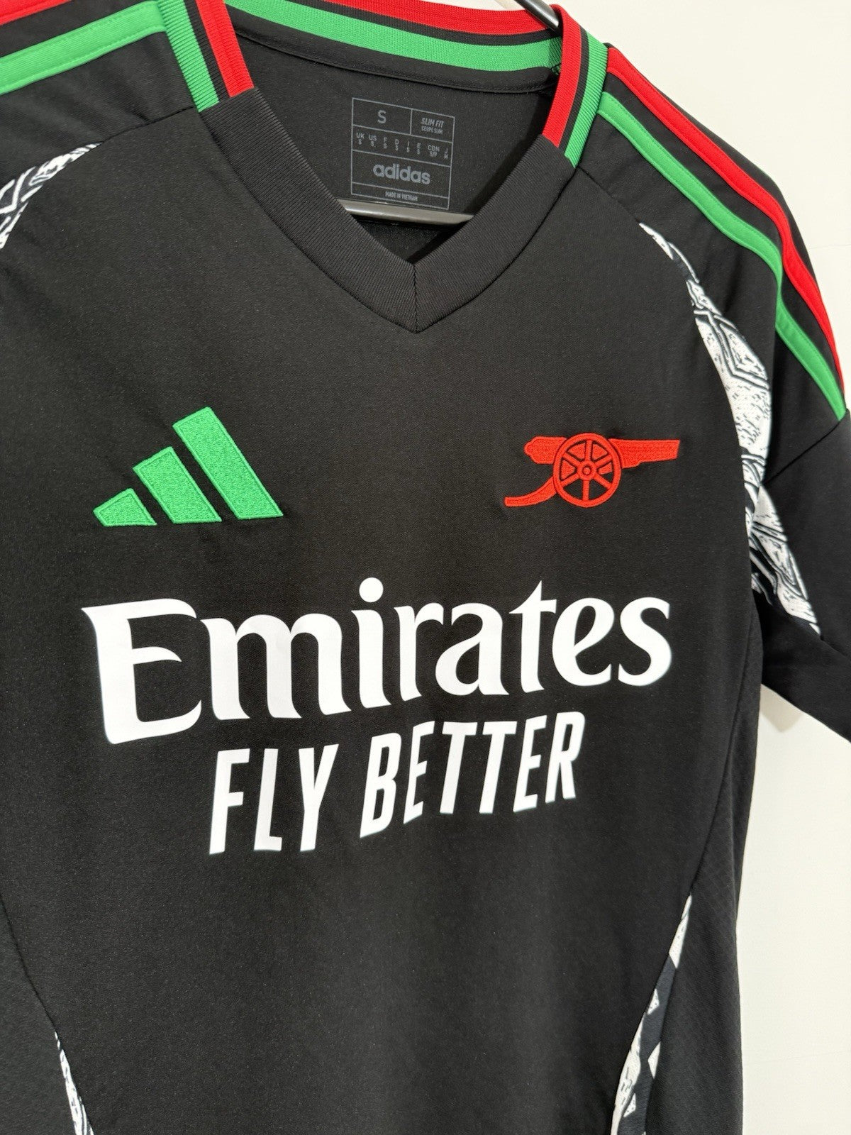 Arsenal Saka #7 2024/25 Small Away Shirt Excellent Condition IT6148