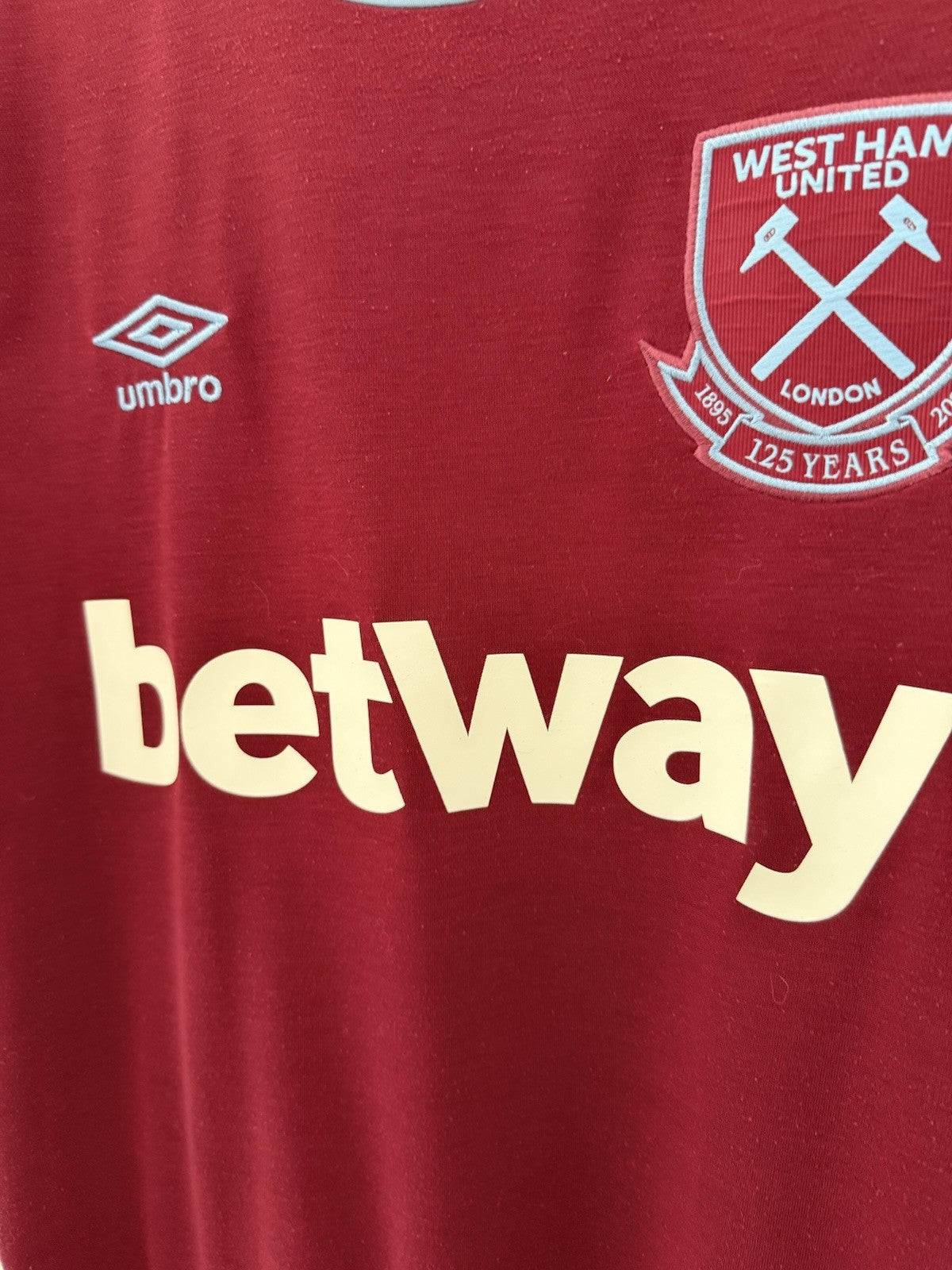 West Ham United Noble #16 2020/21 Large Home Shirt Umbro Excellent Condition