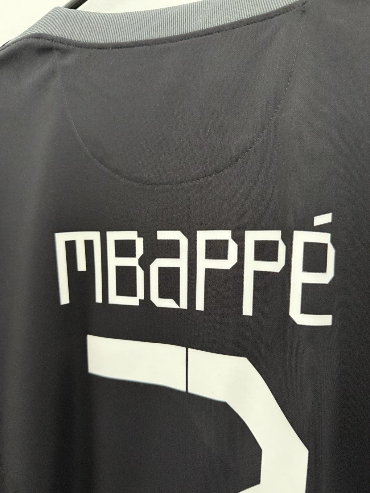 PSG Mbappe #7 2021/22 Medium 3rd Shirt Nike BNWT DB5900-011