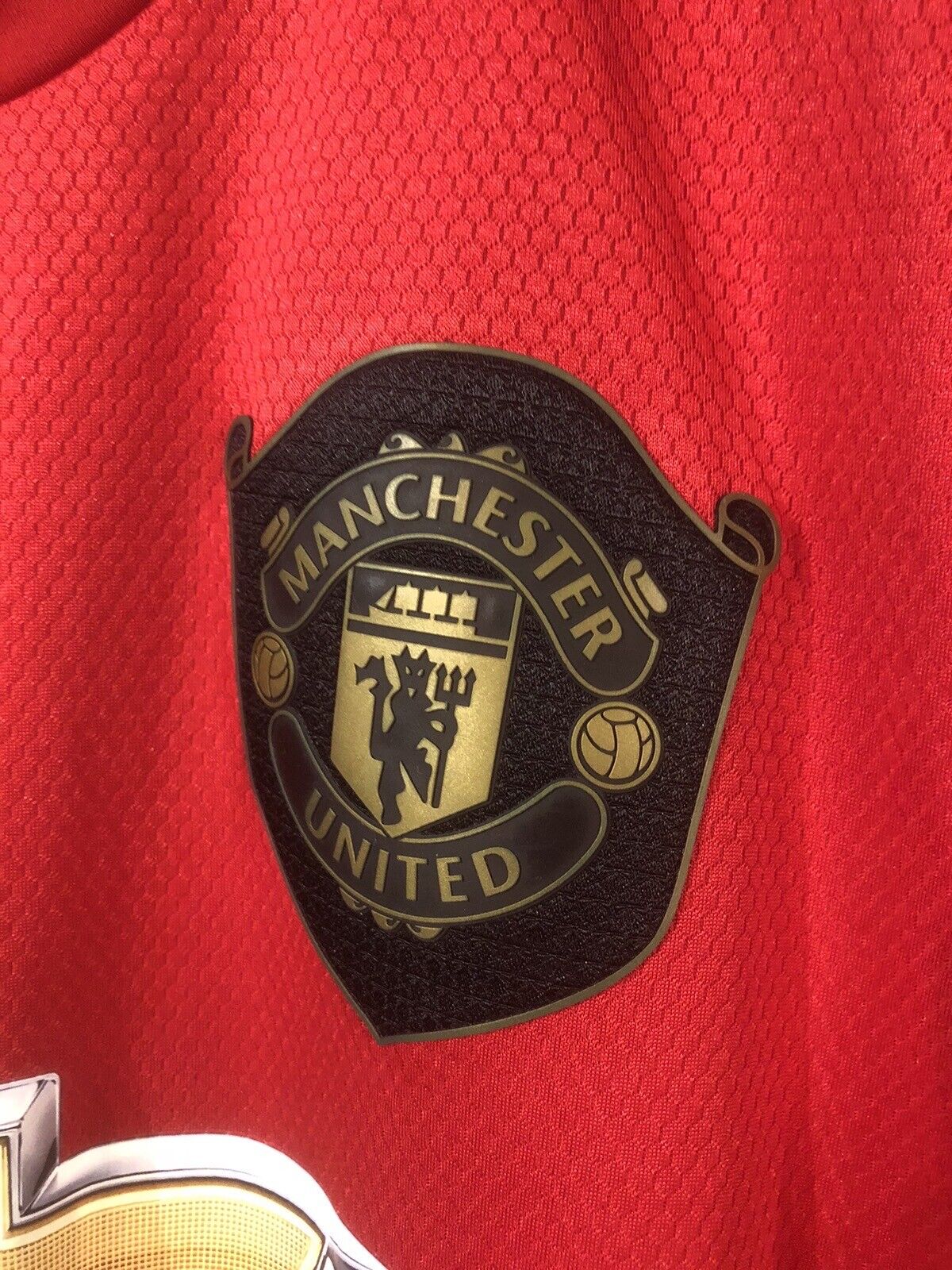 Shaw #23 Manchester United Medium 2019/20 Home Shirt Excellent Condition