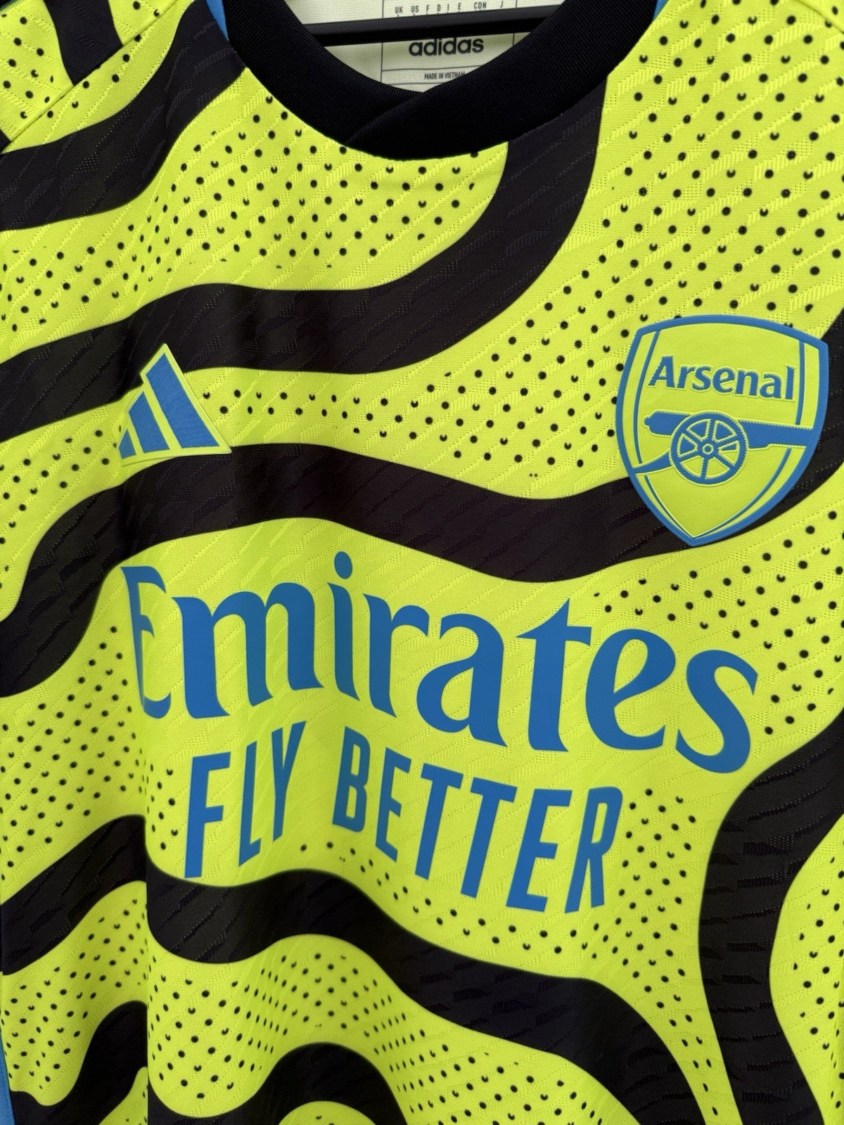 Arsenal Saliba #2 2023/24 Large Authentic Away Shirt Adidas BNWT HR6926