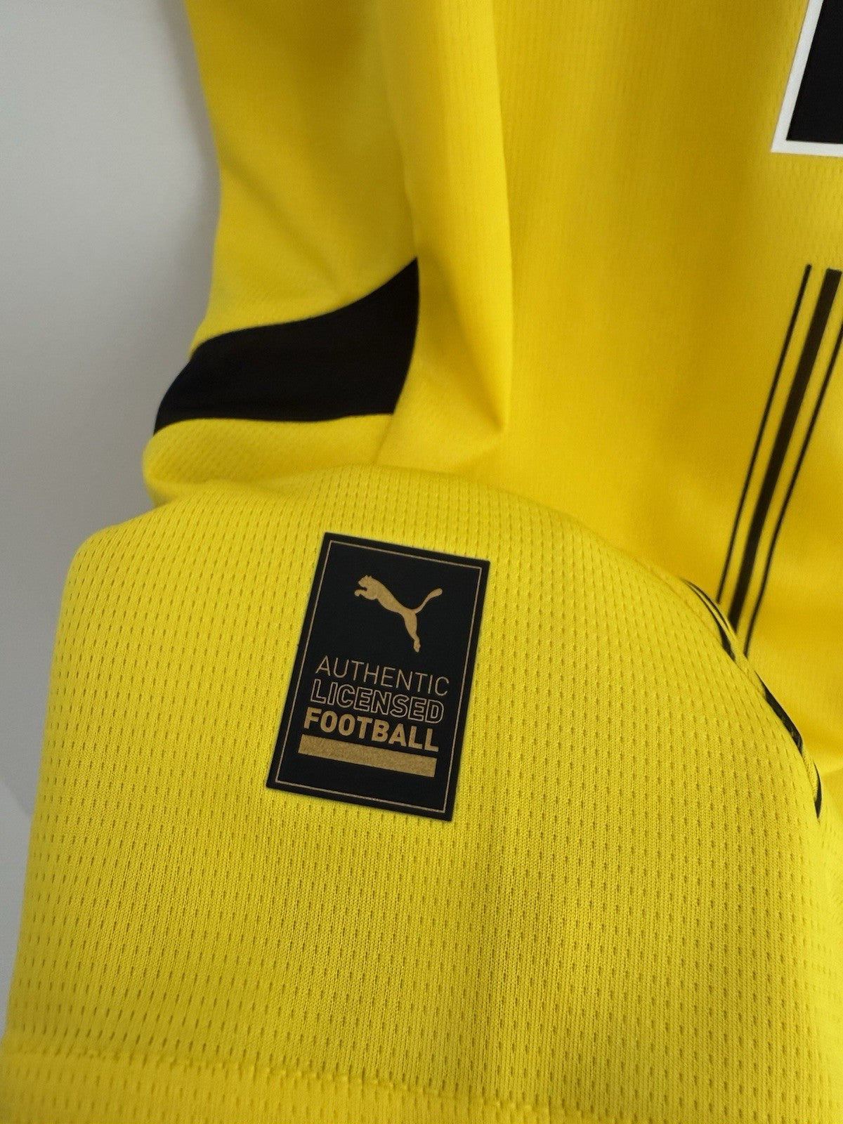 Borussia Dortmund Gittins #43 2024/25 Medium Home Shirt BNWT 774946-01