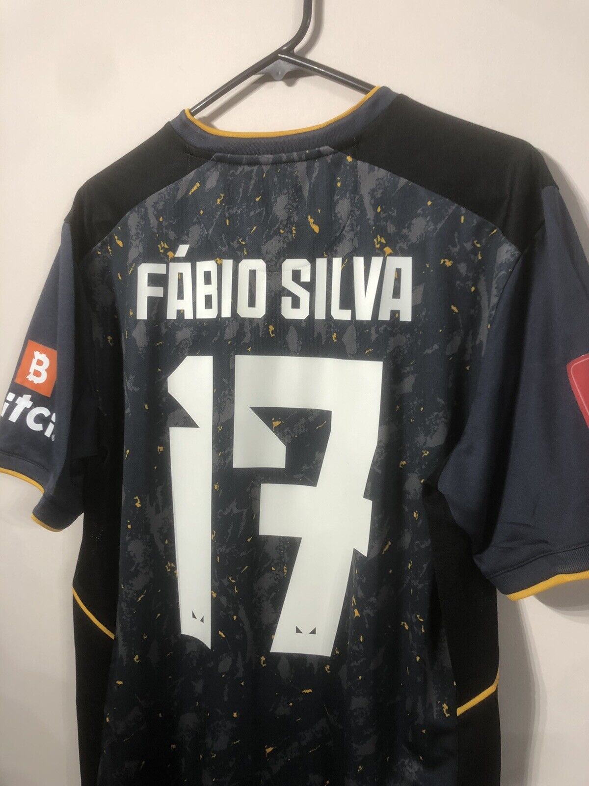 Fabio Silva #17 BNWT Wolves 2021/22 Large Away Football Shirt Jersey Castore