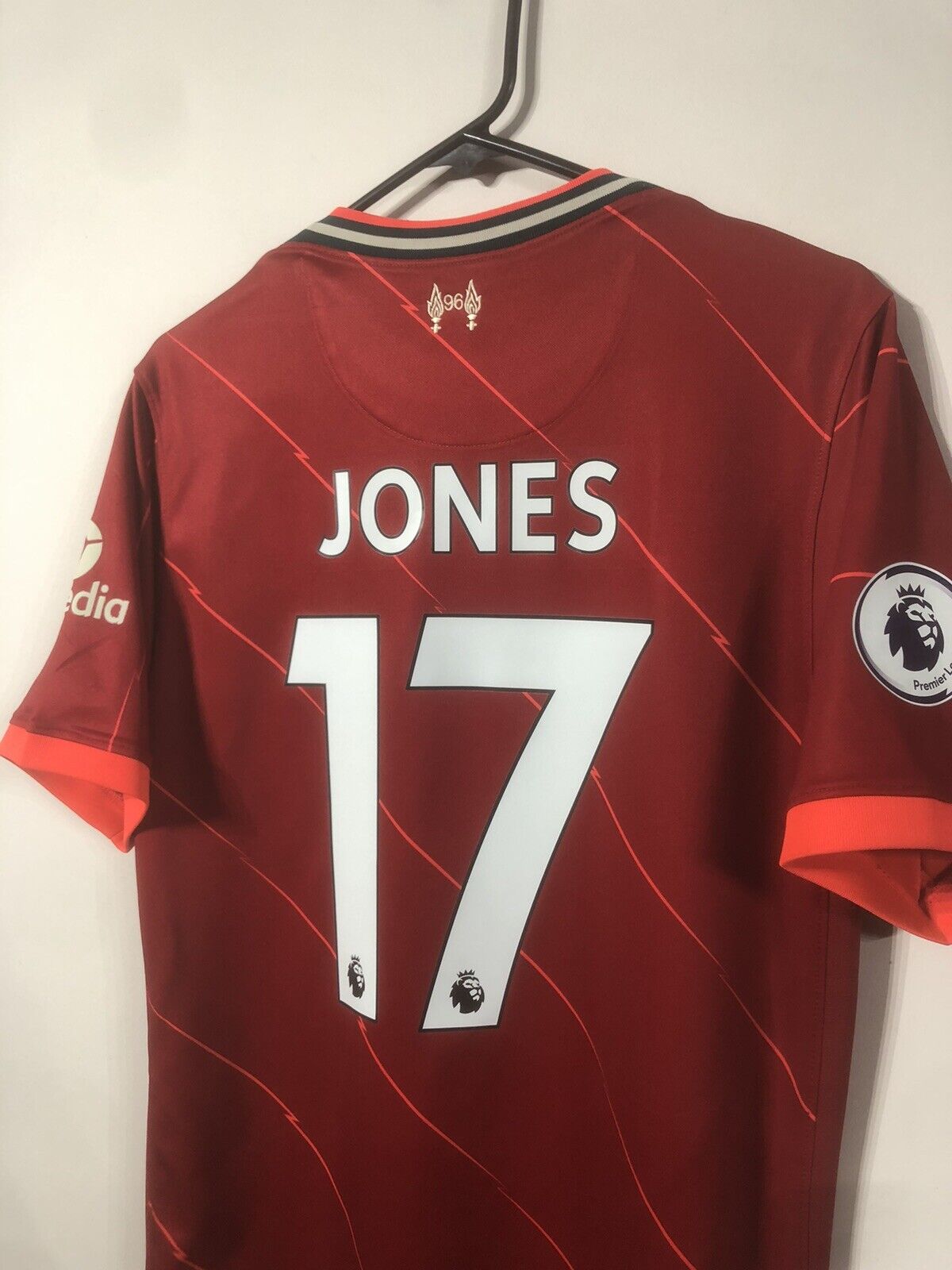 Jones #17 Liverpool Medium 2021/22 Home Shirt Nike Excellent Condition