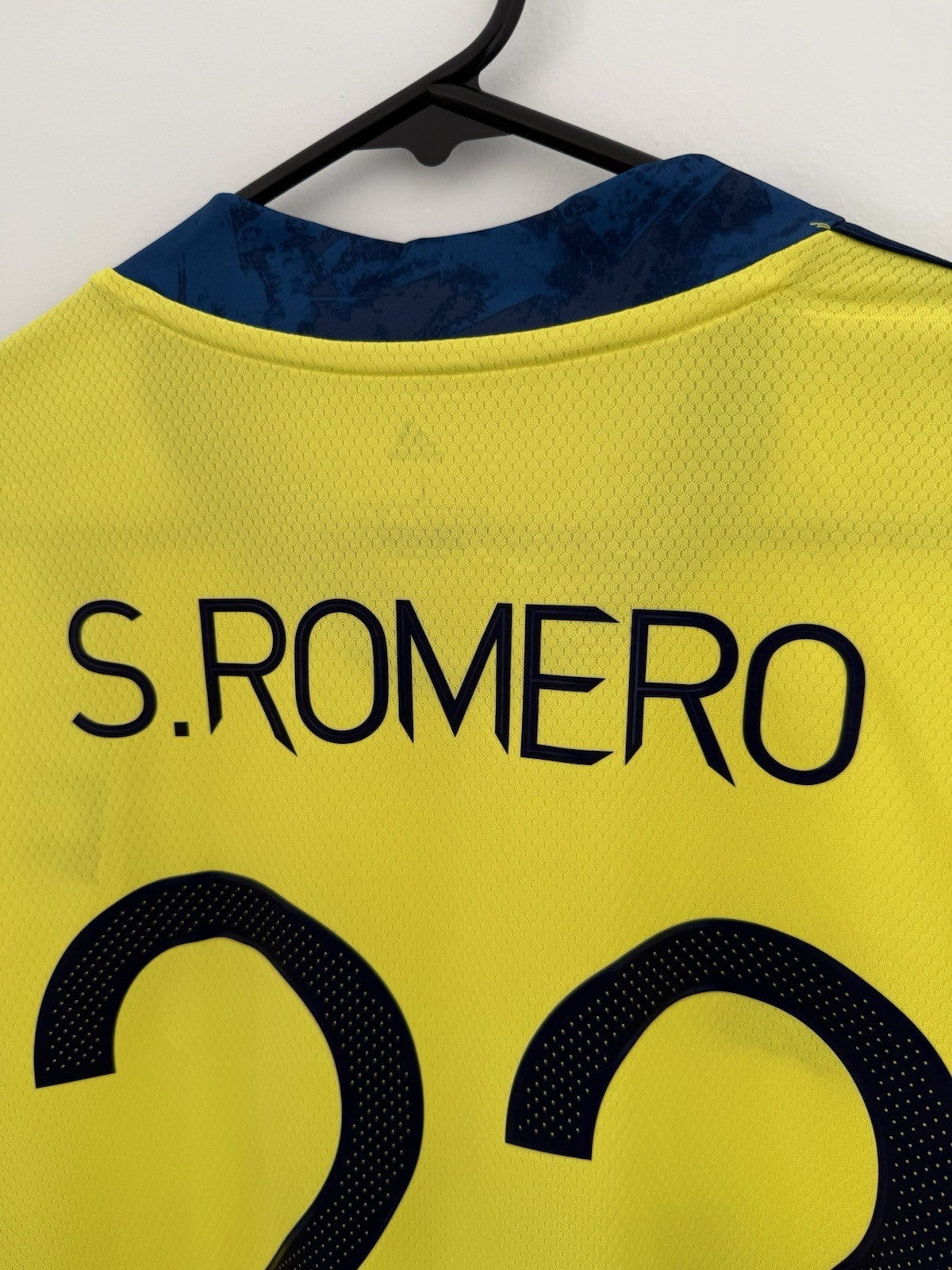 Manchester United S. Romero #22 2020/21 Large Away GK Shirt BNWT EE2392