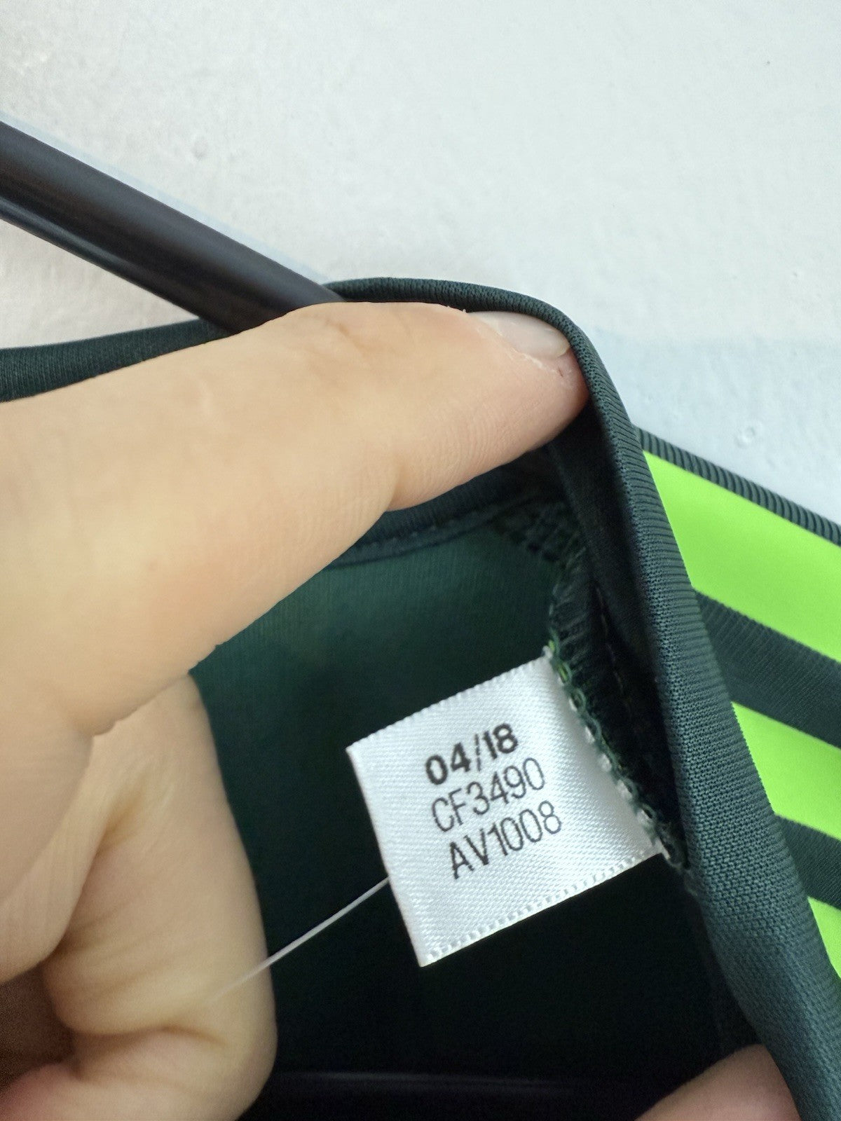 Juventus 2017/18 Medium Home Goalkeeper Shirt Adidas BNWT CF3490