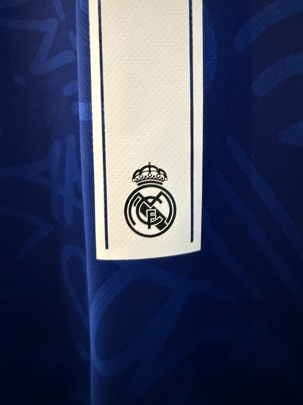 Real Madrid Hazard #7 2021/22 XL Away Shirt Excellent Condition H40942