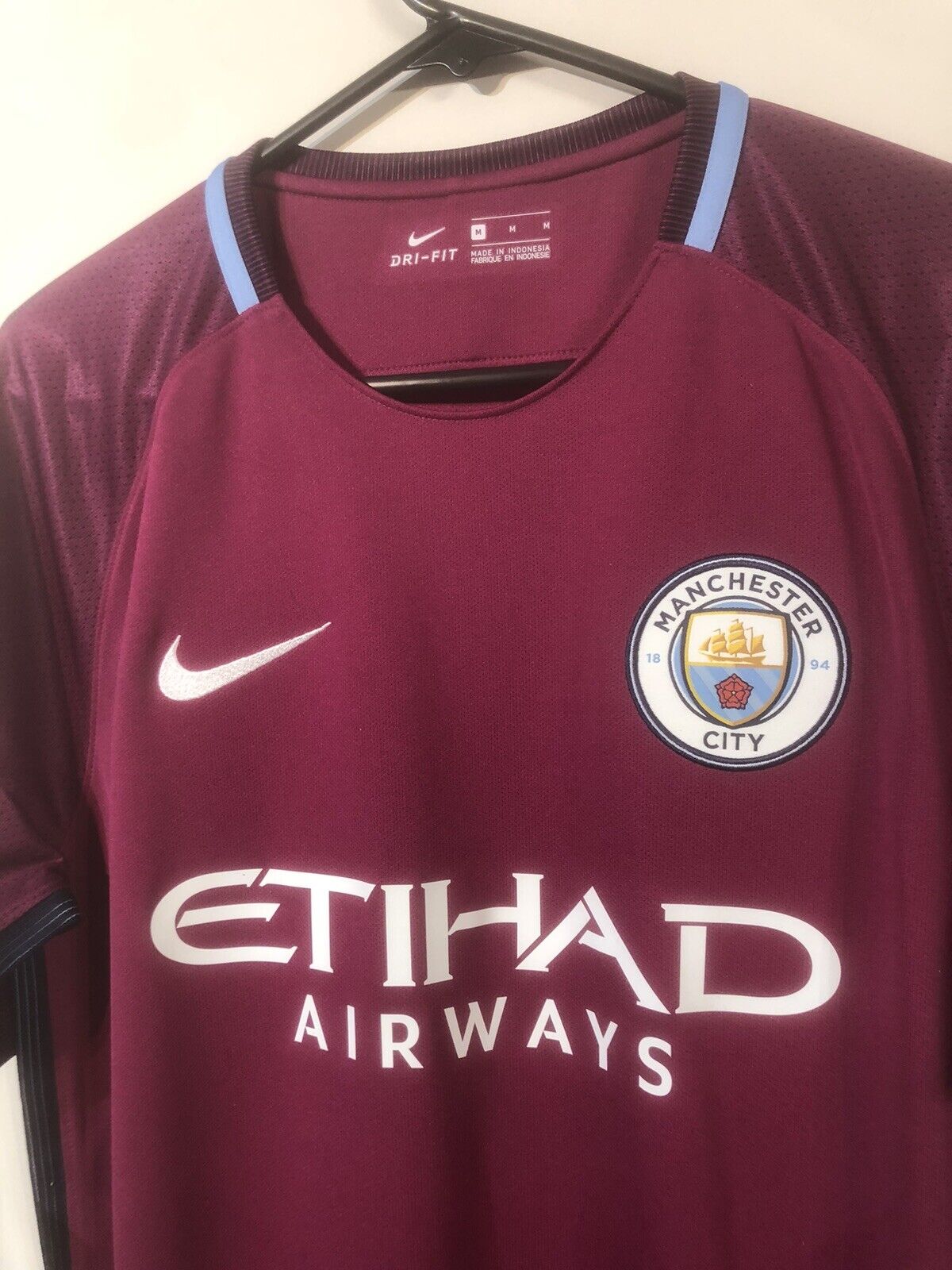 Gundogan #8 Manchester City 2017/18 Medium Away Football Shirt Nike BNWT