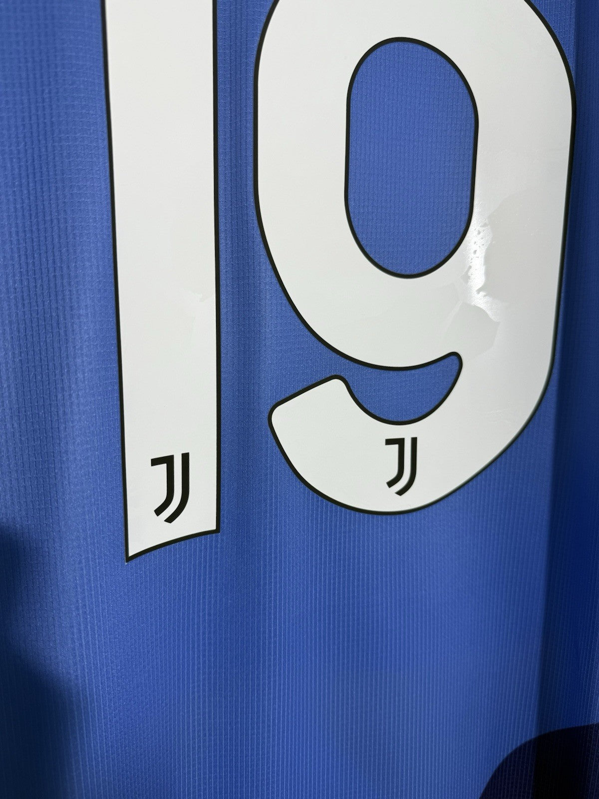 Juventus Bonucci #19 2021/22 Medium 4th Shirt BNWT HM6516