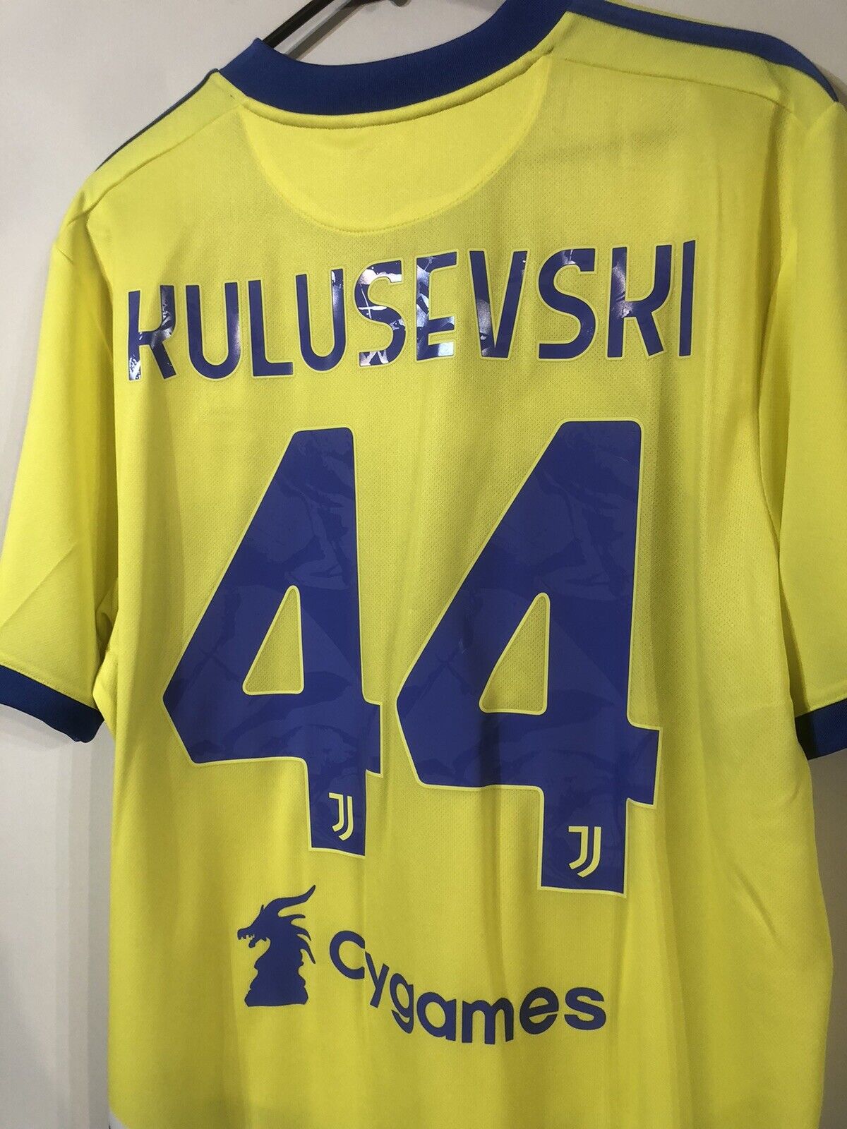 Kulusevski #44 Juventus 2021/22 X-Large 3rd Football Shirt Adidas BNWT
