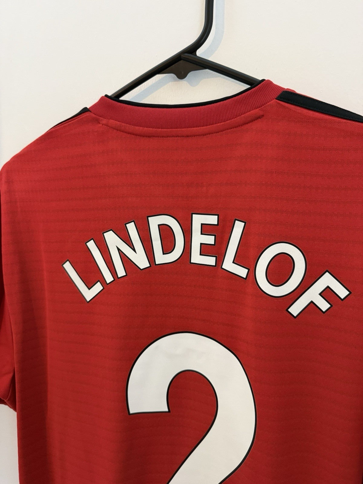 Manchester United Lindelof #2 2018/19 Medium Home Excellent Condition CG0040
