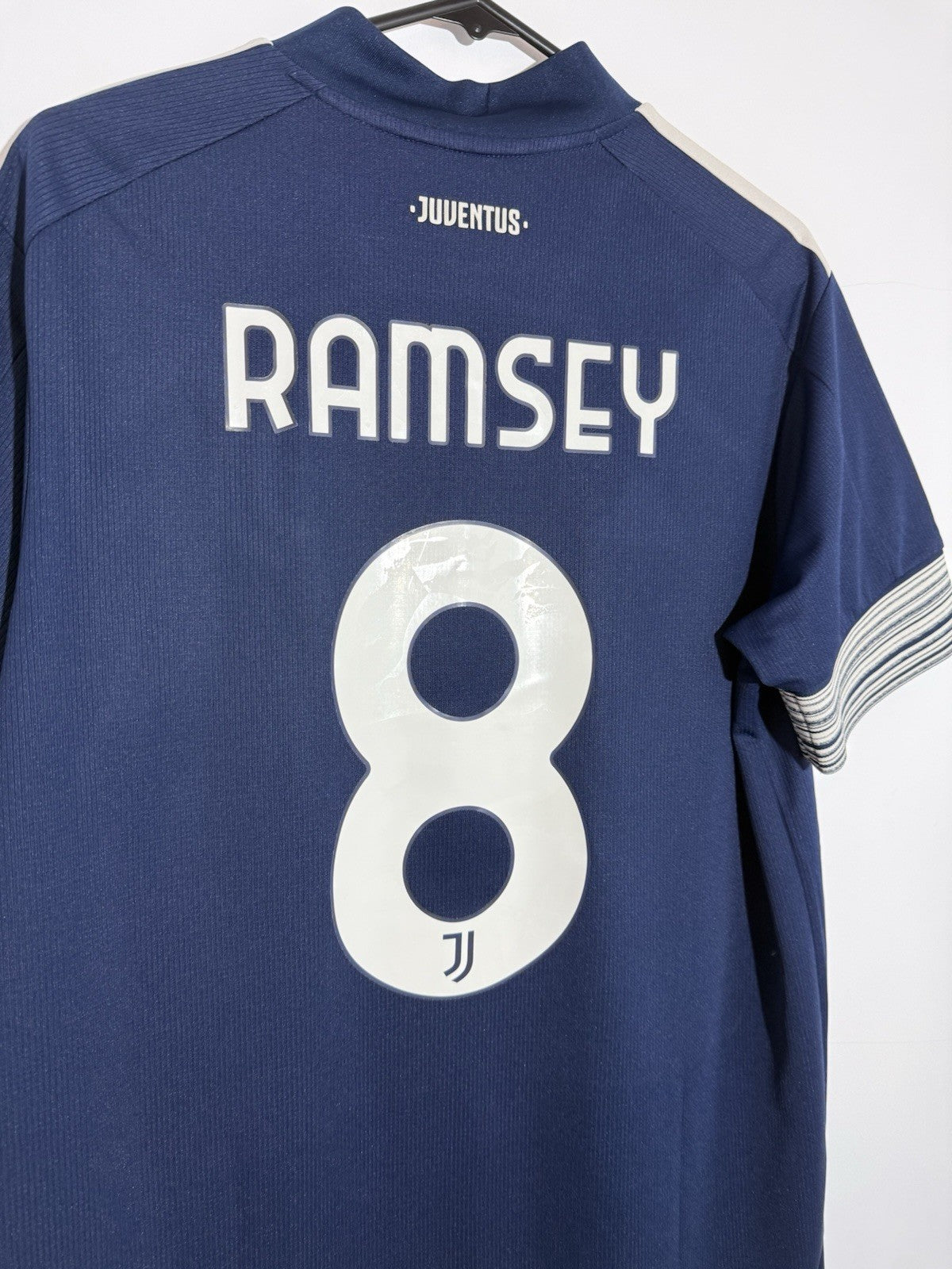 Juventus Ramsey #8 2020/21 Large Away Shirt Adidas Excellent Condition GC9087