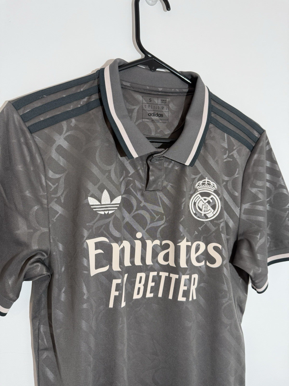 Real Madrid Vini Jr #7 2024/25 Small 3rd Shirt Excellent Condition IY1763