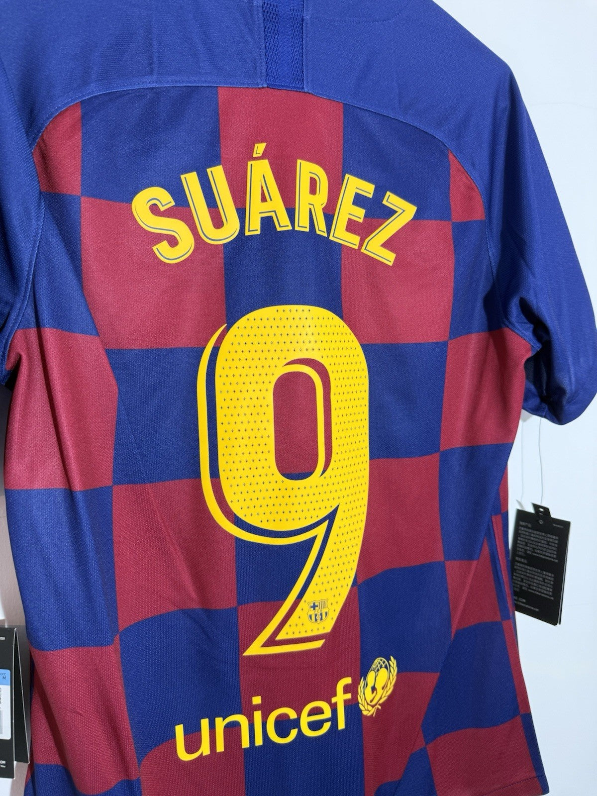 Barcelona Suarez #9 2019/20 Medium Home Shirt Nike BNWT AJ5532-456