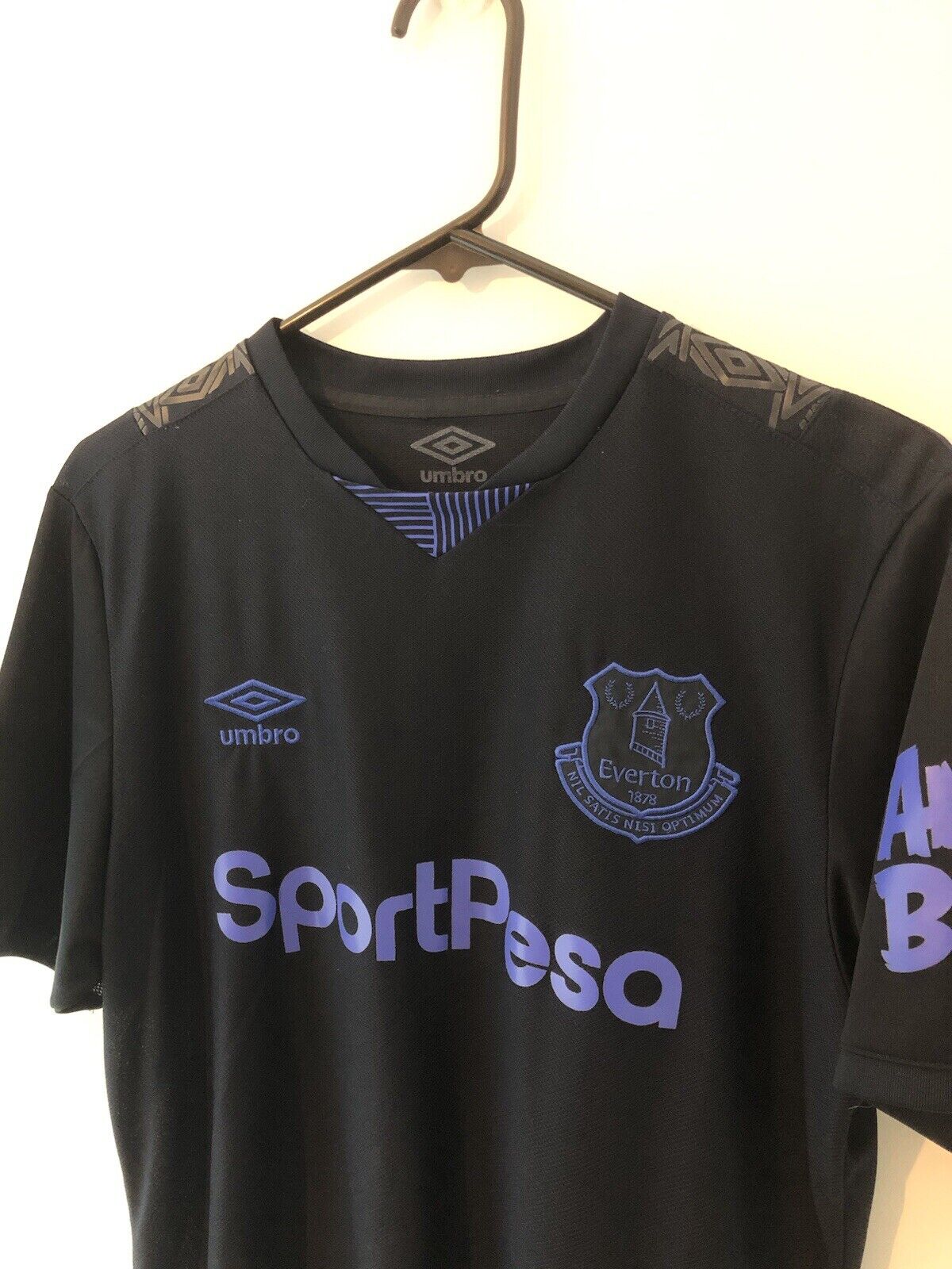 Baines 3 Everton Large 2019 20 3rd Shirt Umbro Excellent Condition