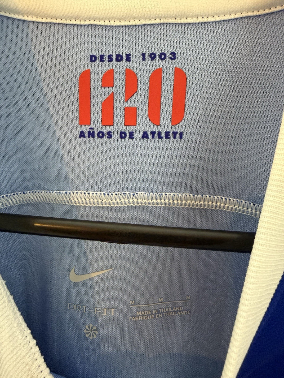 Atletico Madrid Azpilicueta #3 2023/24 Medium Away Shirt BNWT DX2679-418
