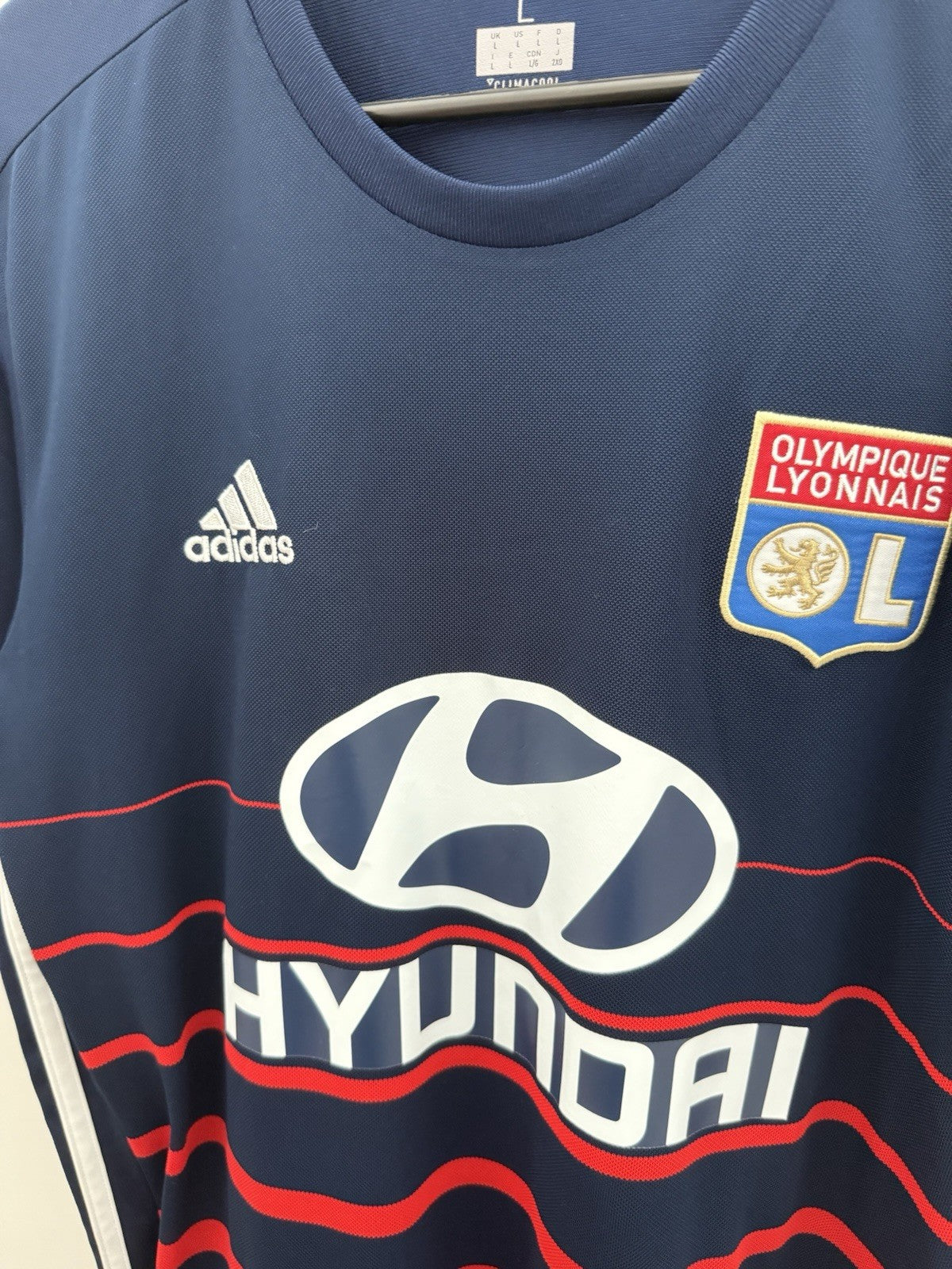 Lyon 2017/18 Large Away Shirt Adidas Excellent Condition