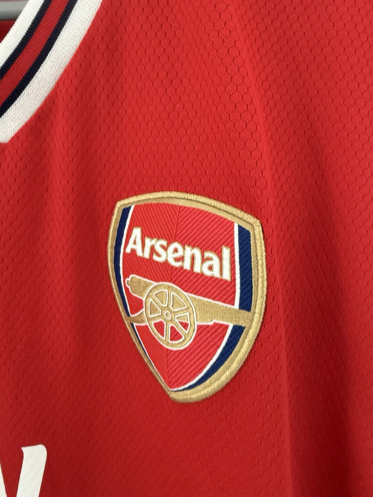 Arsenal Ozil #10 2019/20 Medium Home Football Shirt Excellent Condition EH5637